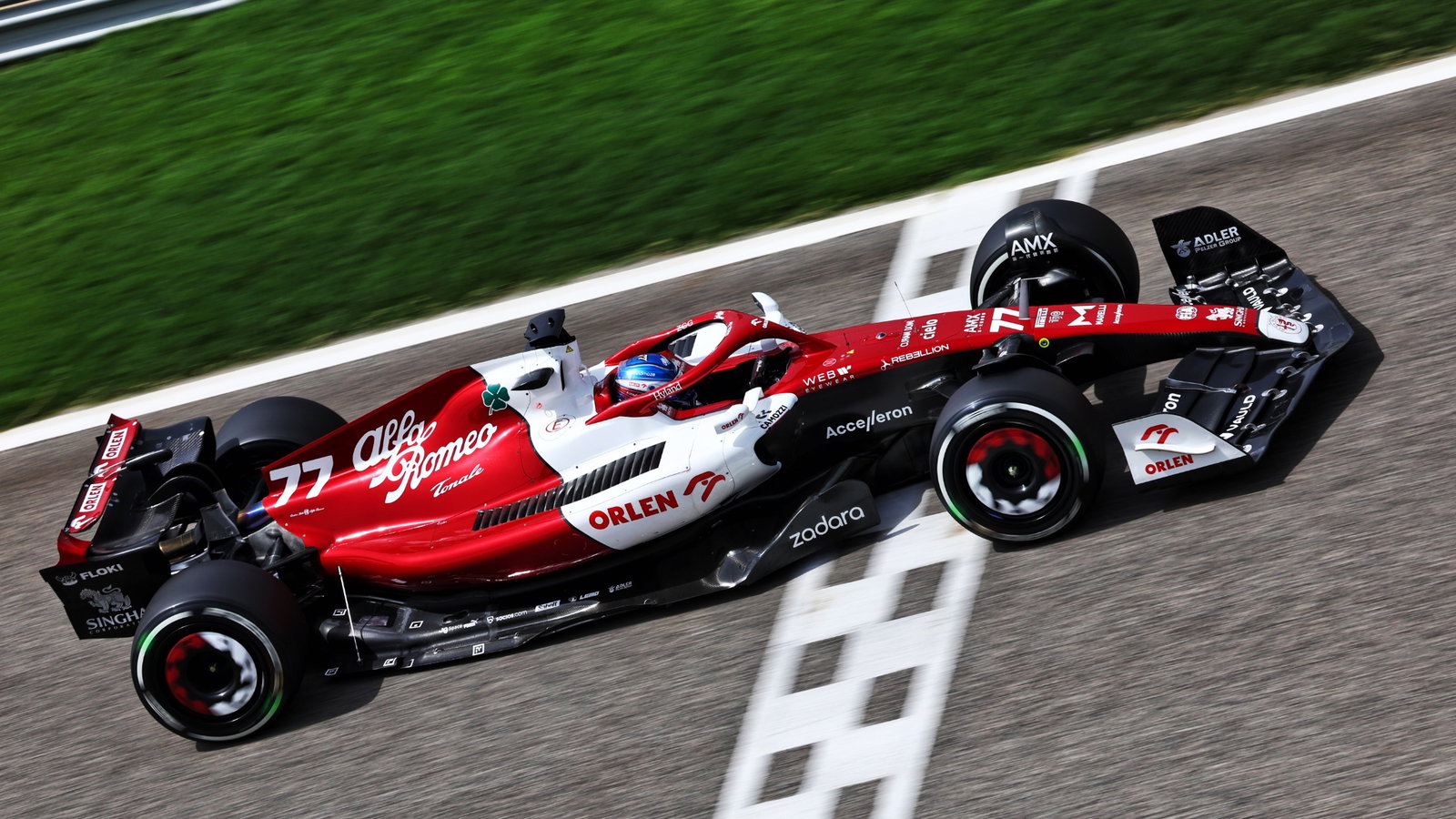 Valtteri Bottas (FIN) Alfa Romeo F1 Team C42.