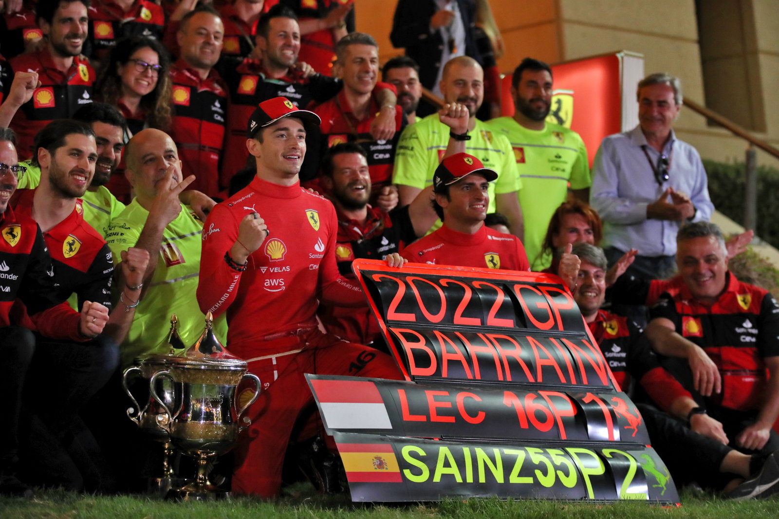 Race winner Charles Leclerc (MON) Ferrari and second placed team mate Carlos Sainz Jr (ESP) Ferrari celebrate with the team.