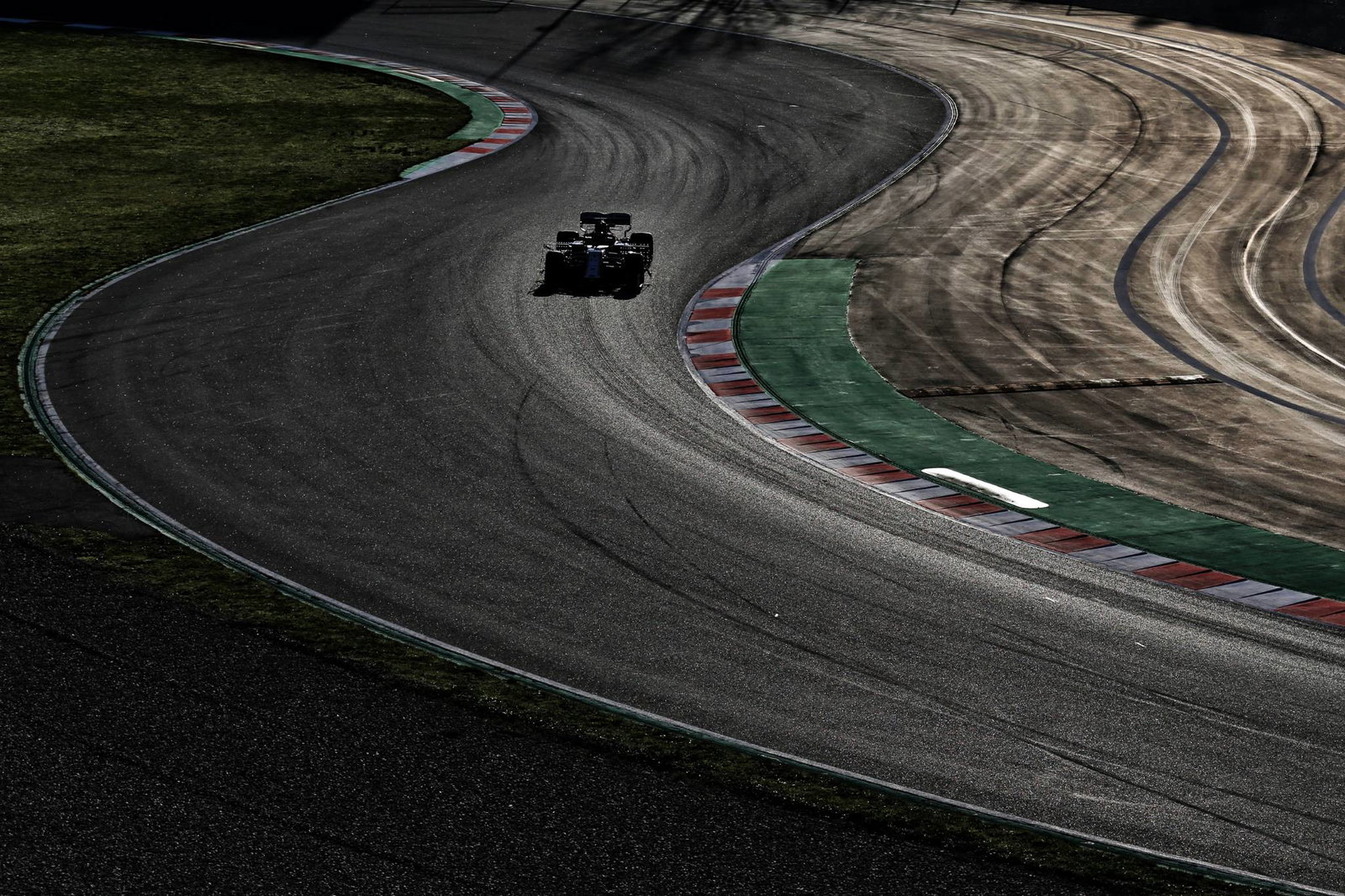 Barcelona F1 Test 2 Day 1 - Wednesday 5PM Results