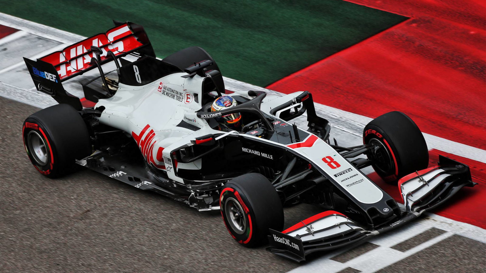 Romain Grosjean (FRA) Haas F1 Team VF-20.