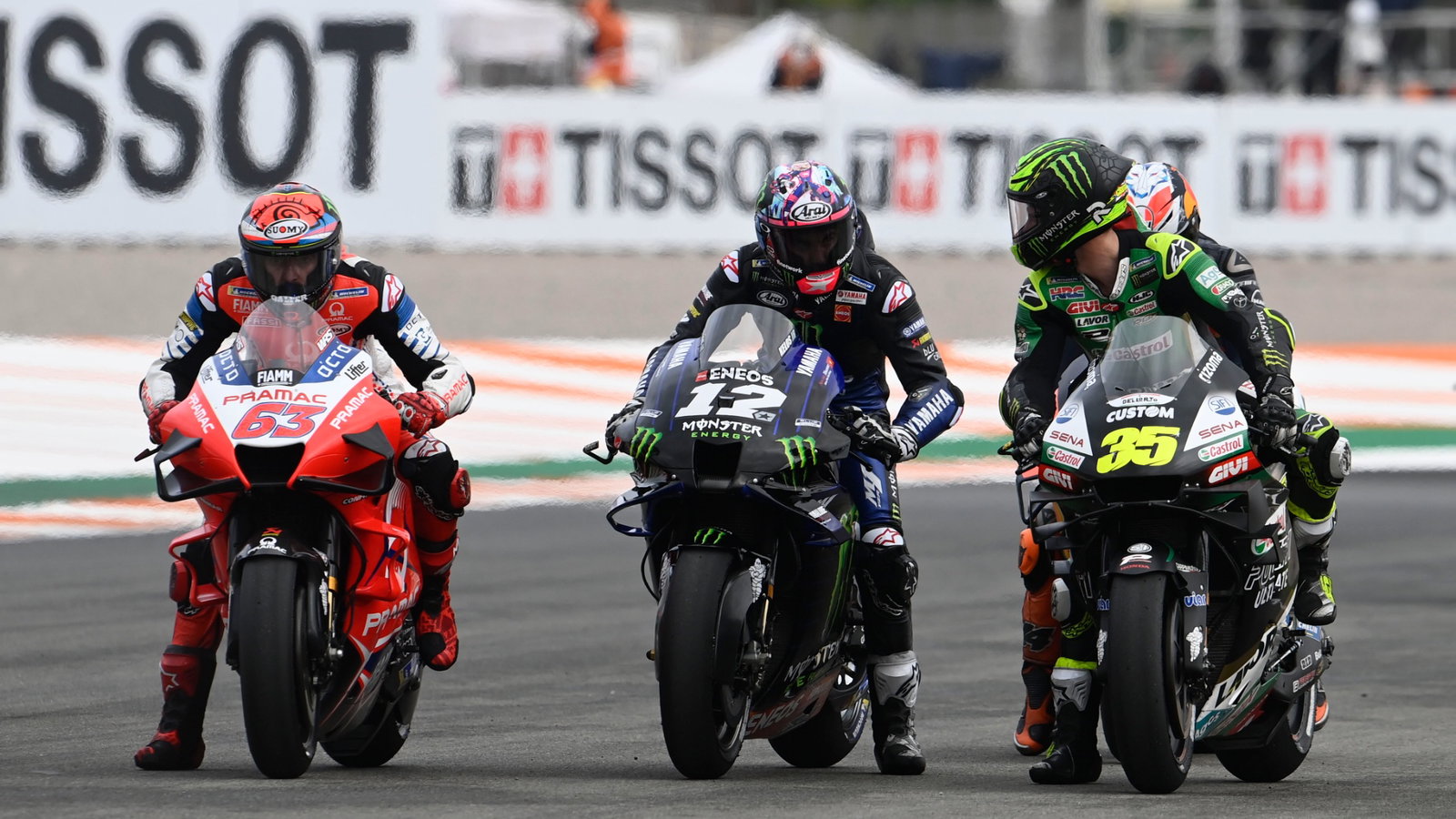 Cal Crutchlow, Maverick Vinales, practice start, Europa MotoGP, 06 November 2020