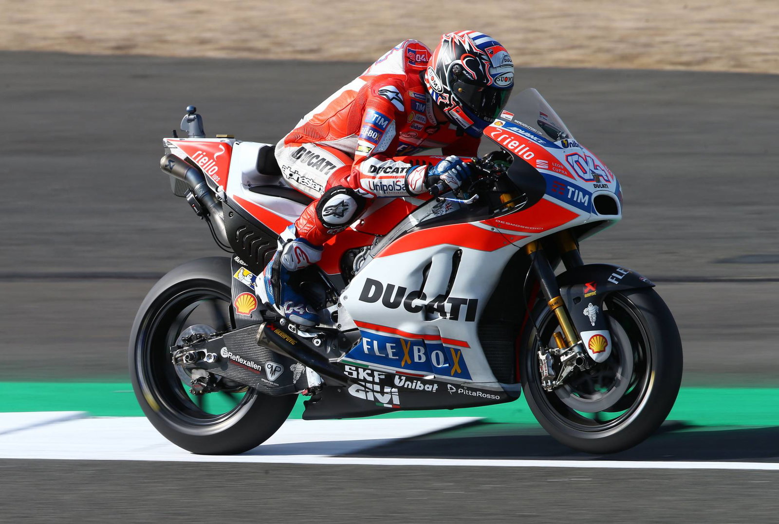 MotoGP Silverstone: Dovi wins to take title lead, Marquez blows