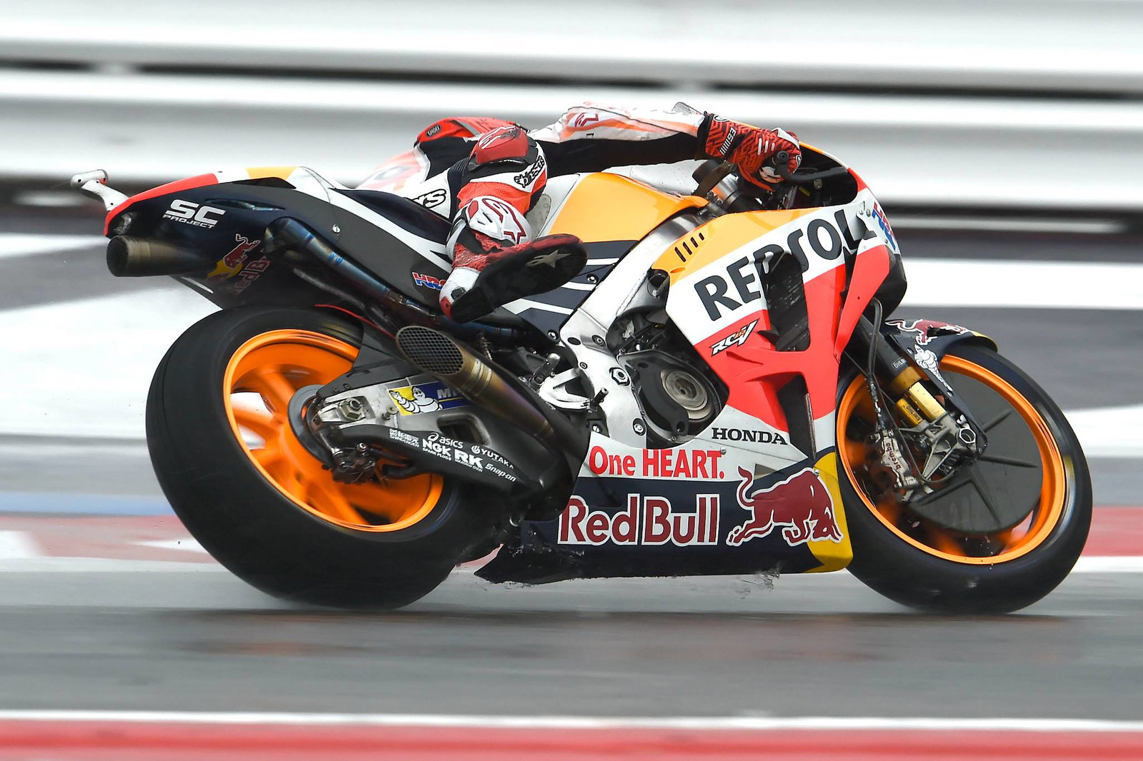 MotoGP Misano: Majestic Marquez ties title lead
