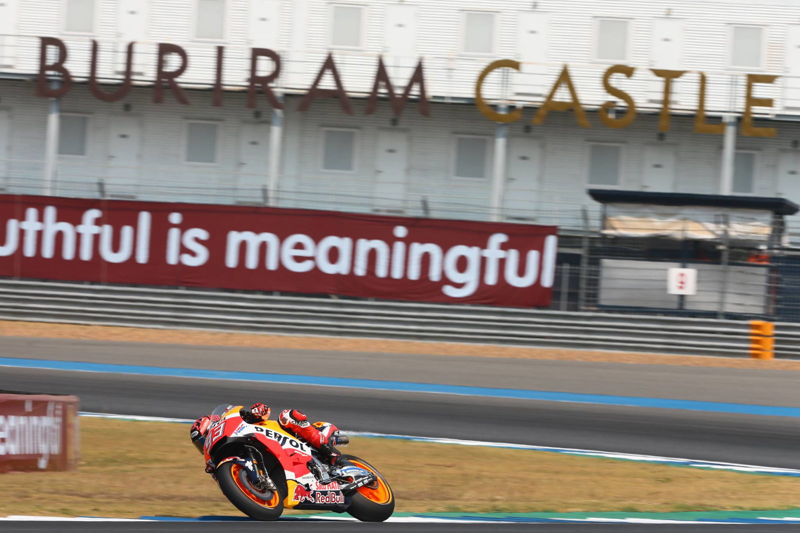 Waktu tes MotoGP Thailand - Jumat (12:30)