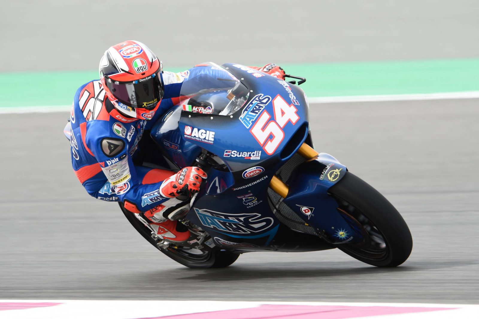 Moto2 Qatar: Bagnaia hangs on for first win