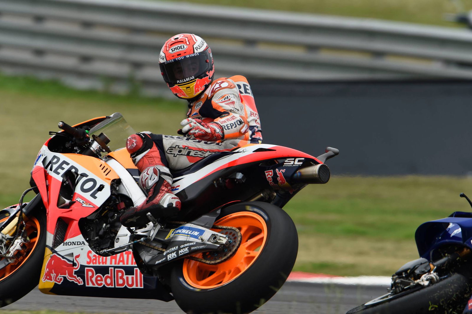 PICTURES and VIDEO: Marquez, Rossi clash in Argentina MotoGP