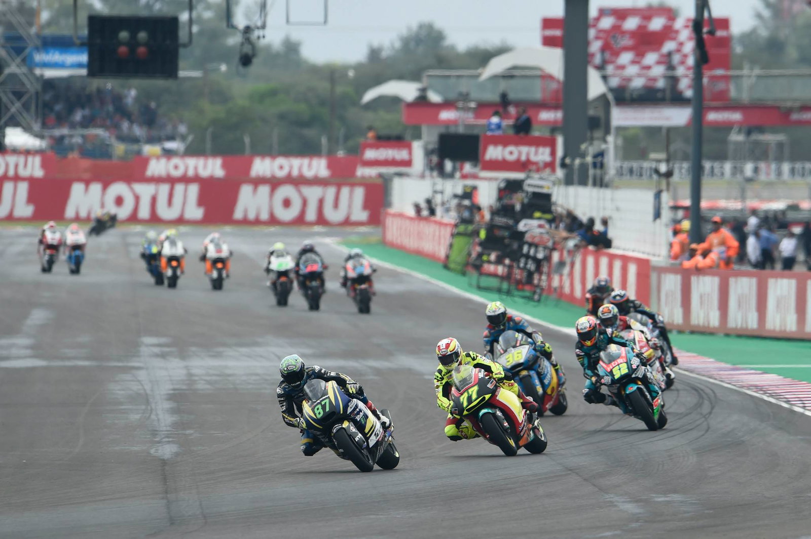 Moto2 Argentina: Pasini yang fokus mengambil kendali untuk kemenangan