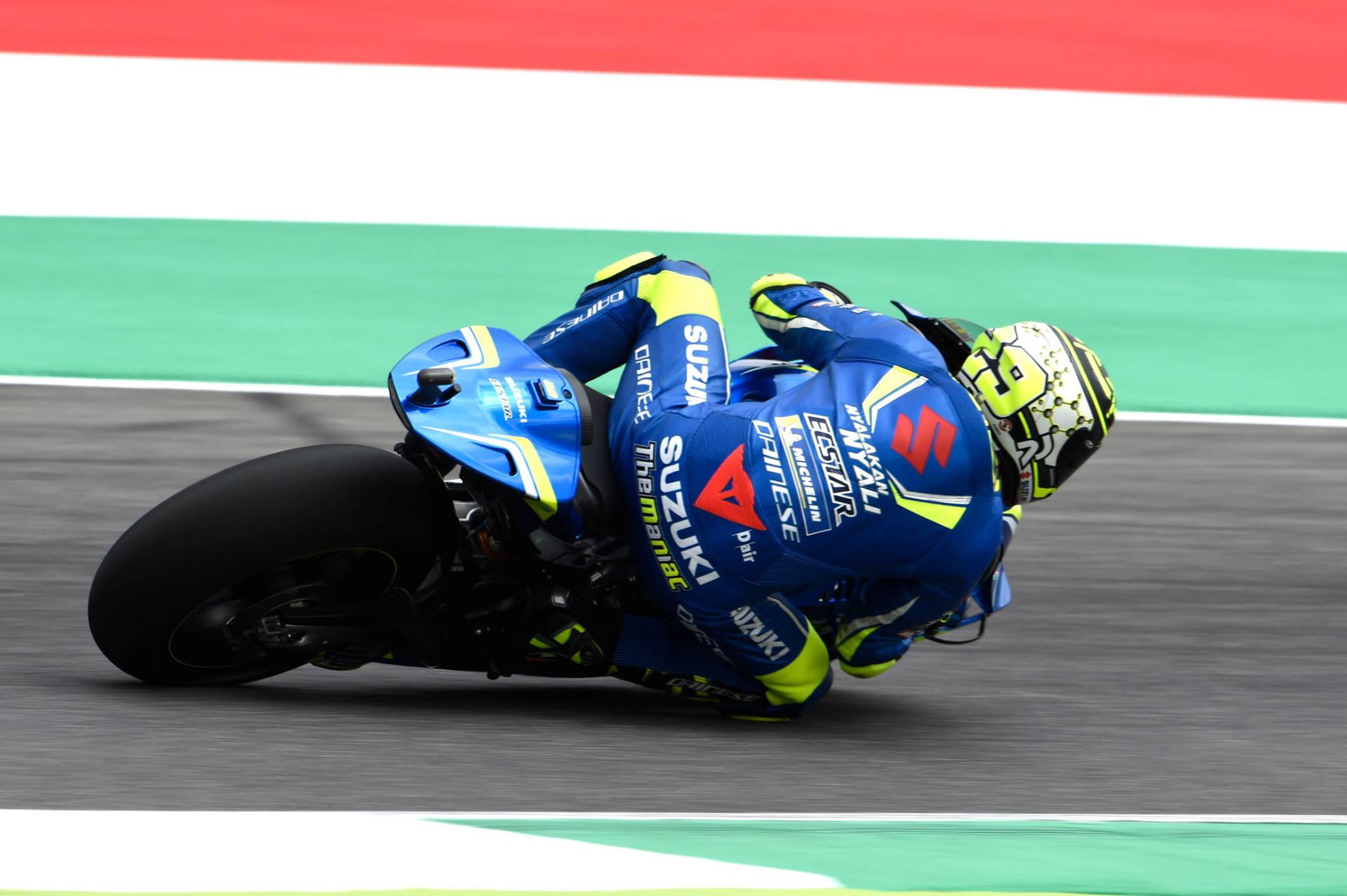 MotoGP Mugello: Iannone tetap di puncak karena Pirro mengalami kecelakaan parah