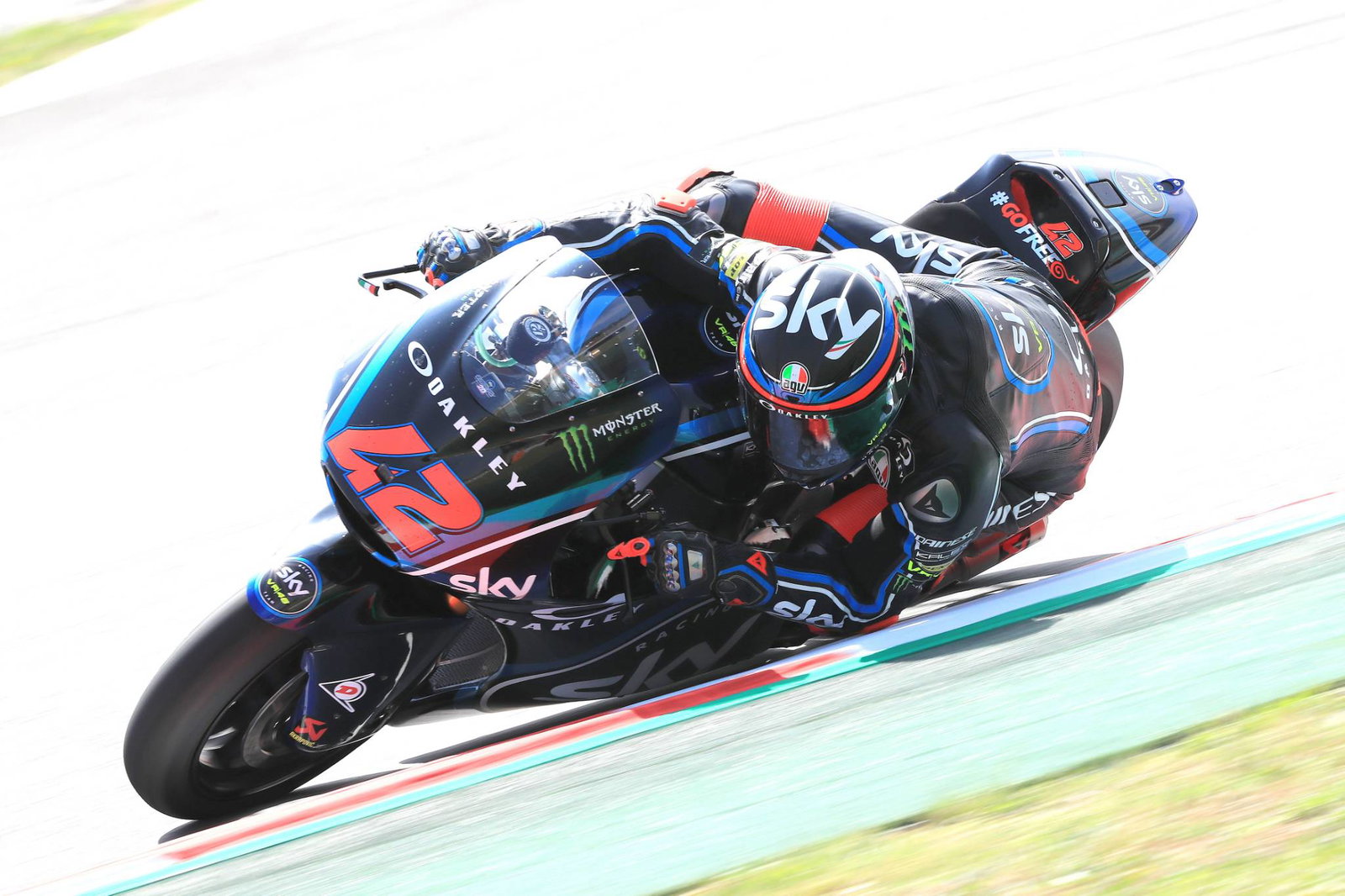 Moto2: Jonas Folger kembali untuk tes Kalex-Triumph!