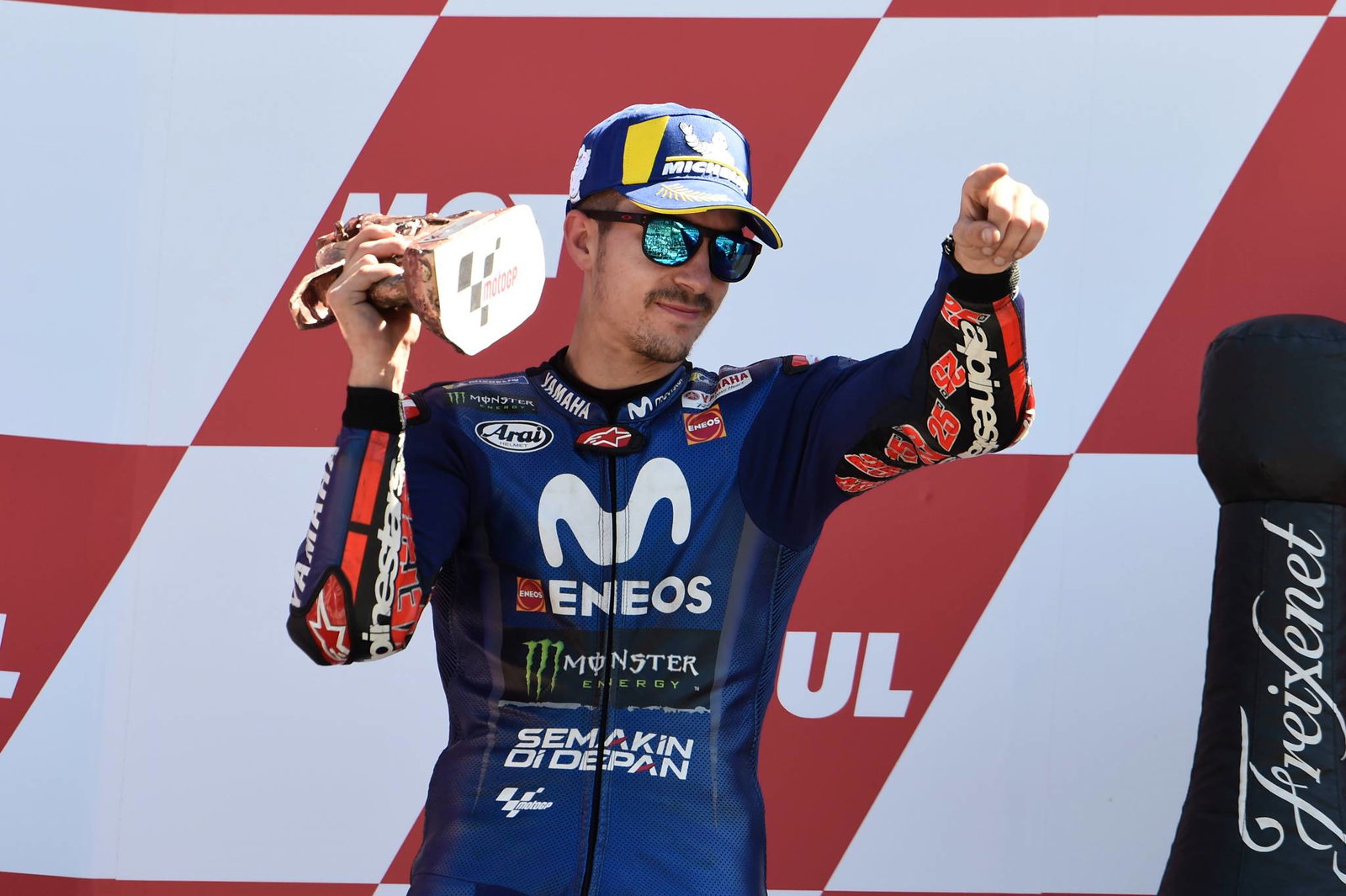 MotoGP: Floodlights at Sepang…