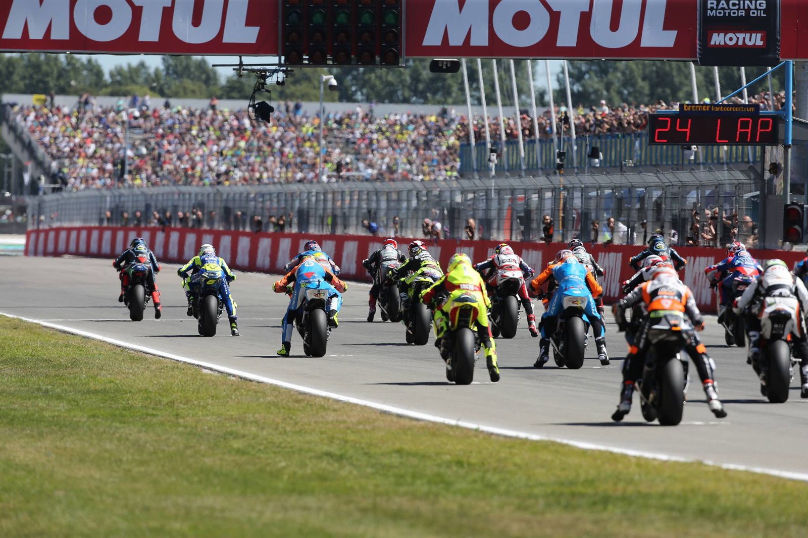 Moto2 Misano: Bagnaia melesat ke depan untuk kemenangan San Marino