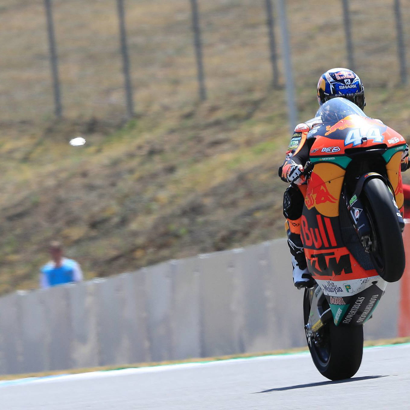 Moto2: Oliveira turns from Kent's competitor to ally