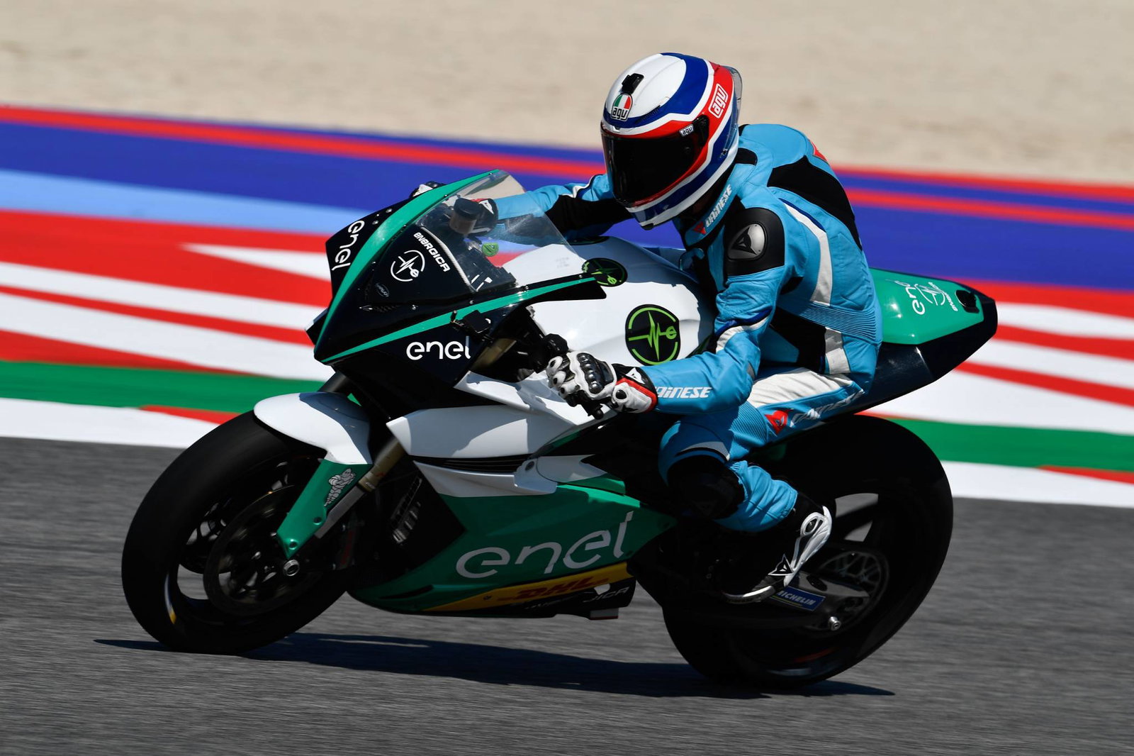 Menyelesaikan deretan penyelamat Gresini MotoE