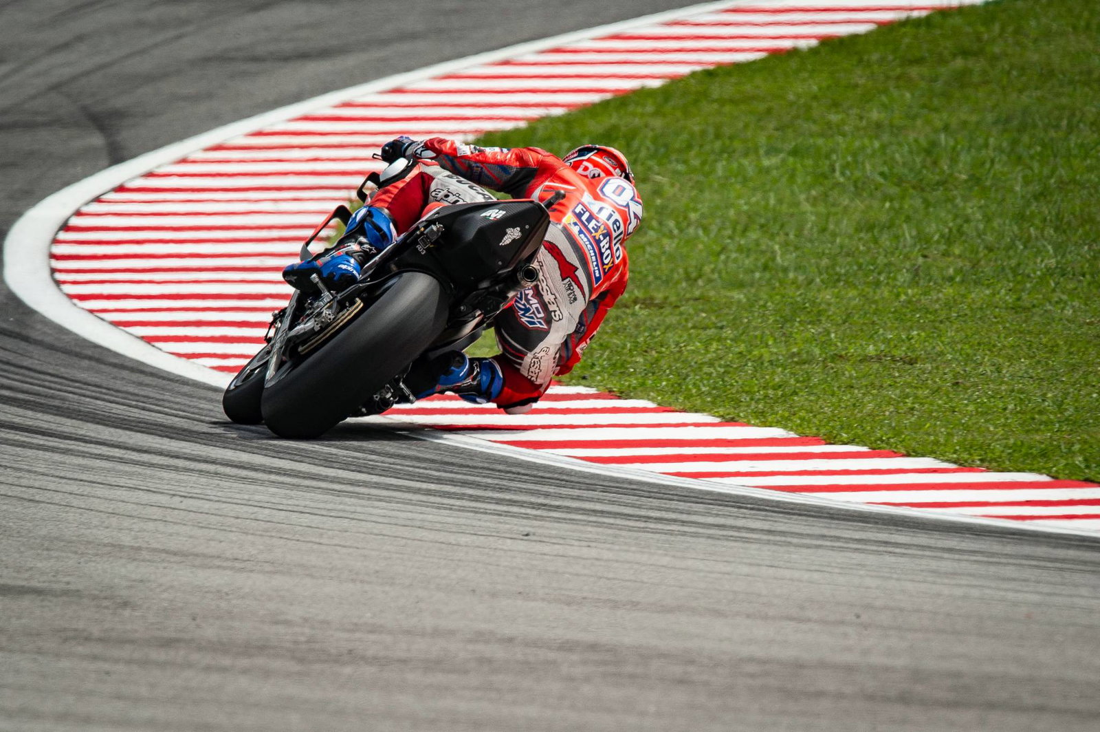 Lorenzo pulls out of Malaysian MotoGP, Pirro steps in