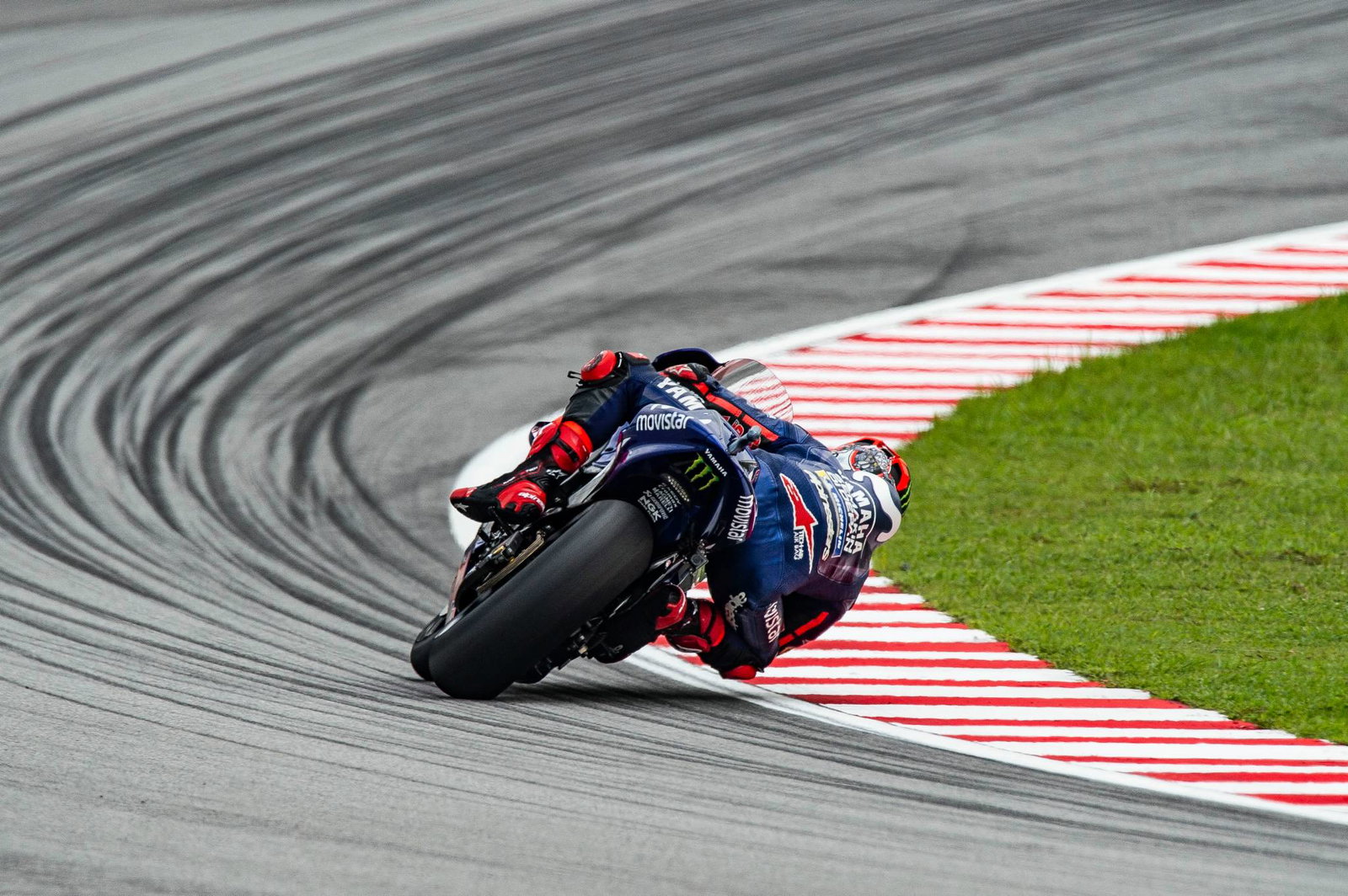 Lorenzo pulls out of Malaysian MotoGP, Pirro steps in