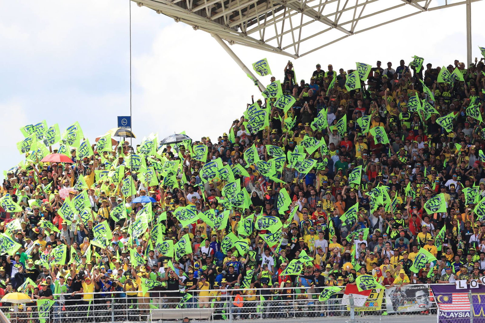 Razali: Rossi, Dovizioso 'totally different comparison', can be title contender