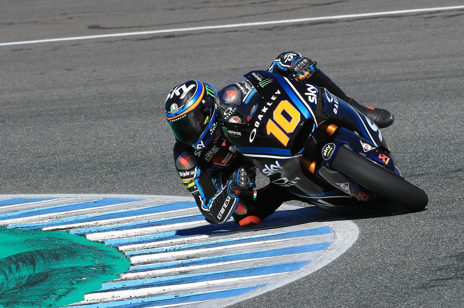 Jerez Moto2 Test: Jake Dixon fastest in the wet