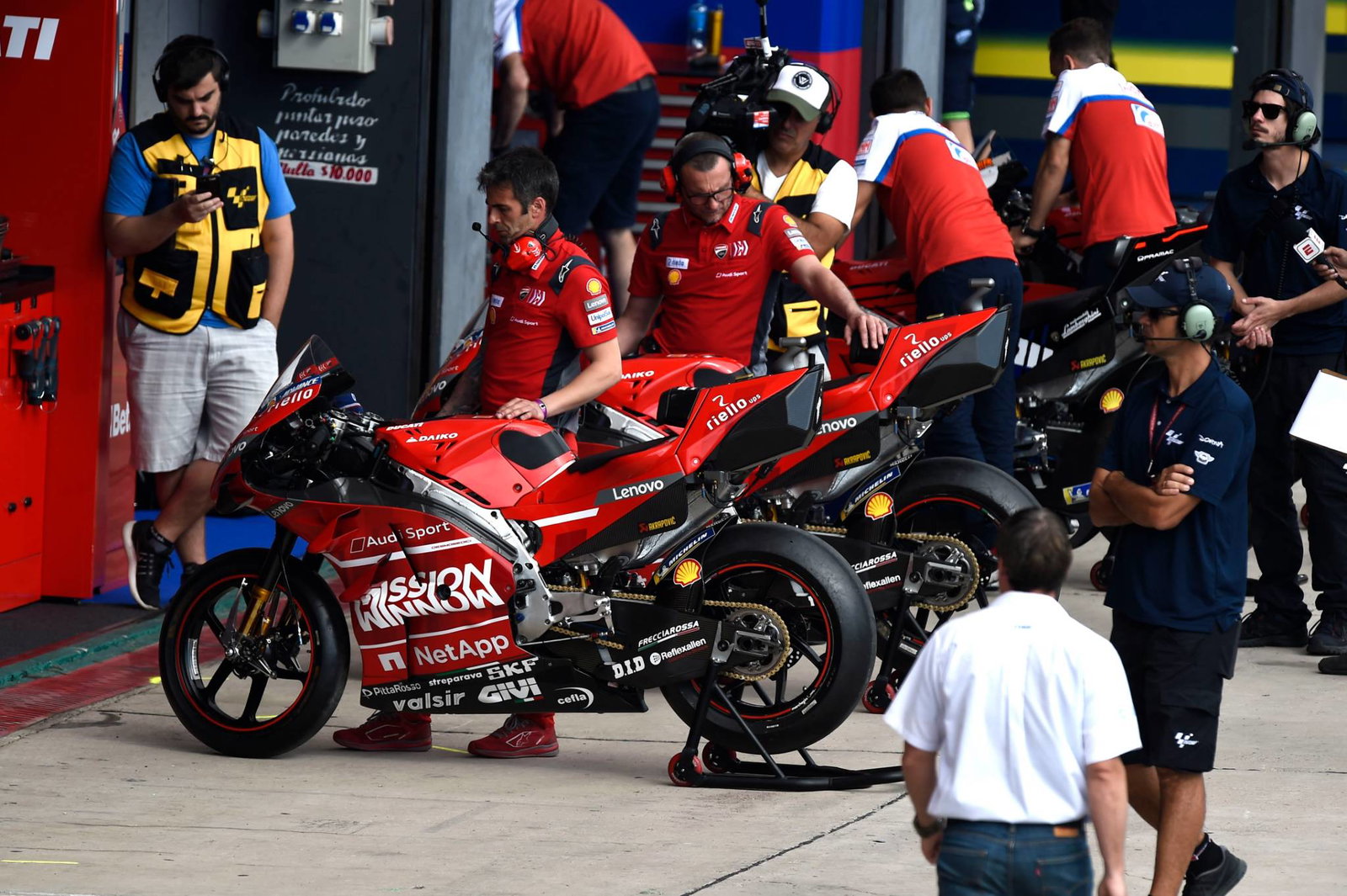 Gigi: Ducati MotoGP innovations 'a team effort'