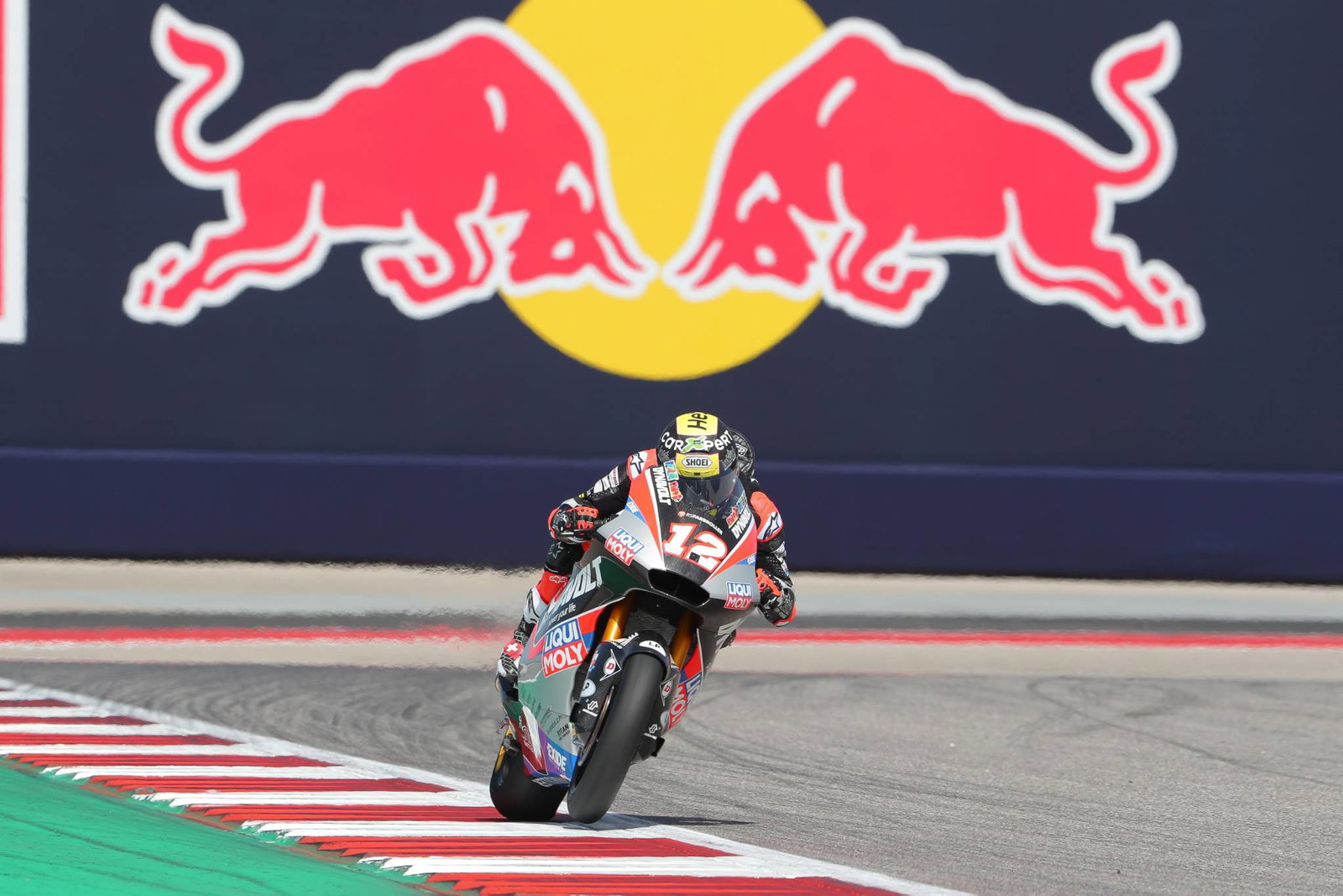 Moto2 Austin: Luthi pulls the pin for Texas win