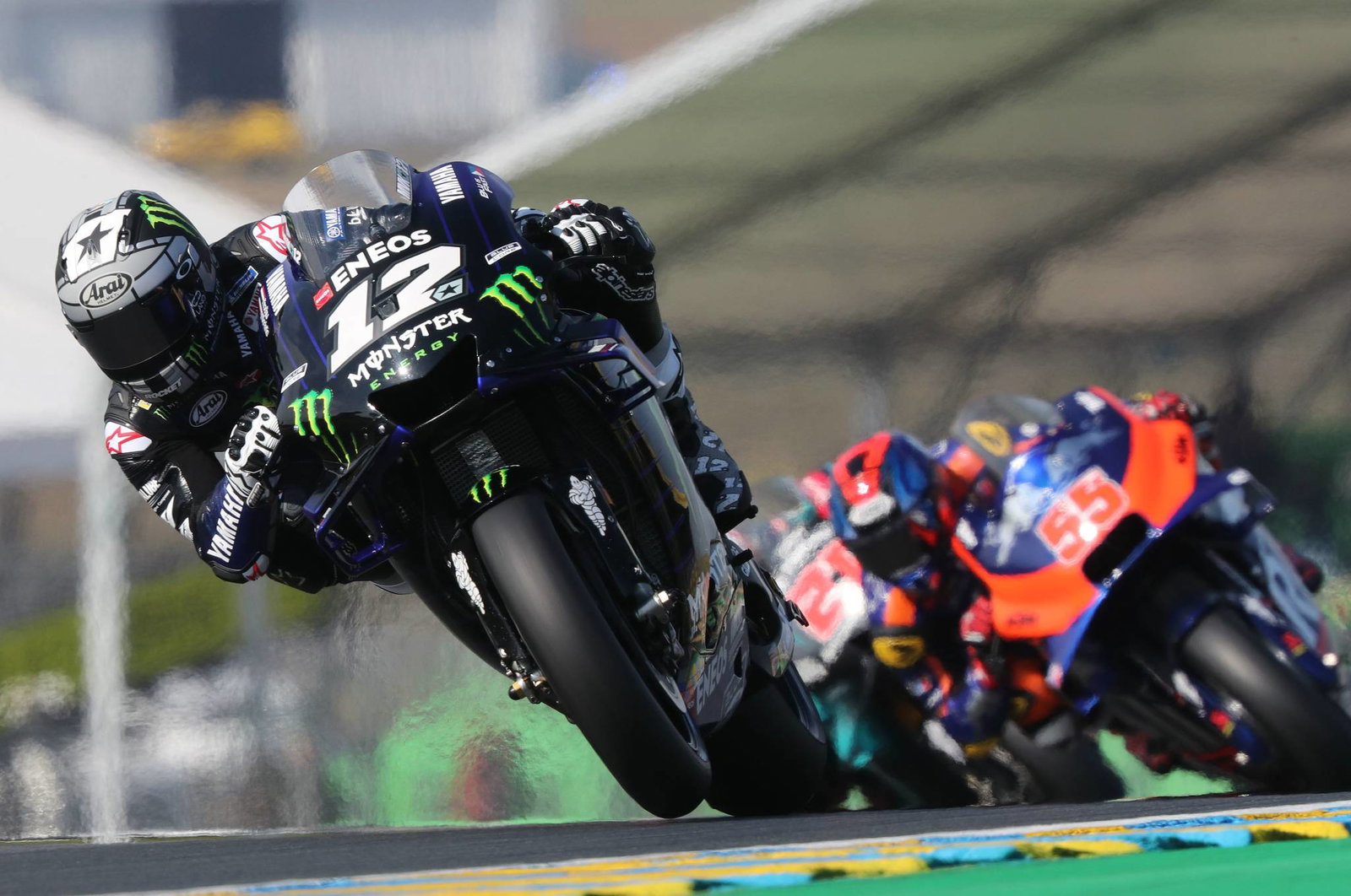 French MotoGP: Vinales leads Marquez in FP2 scattered by falls
