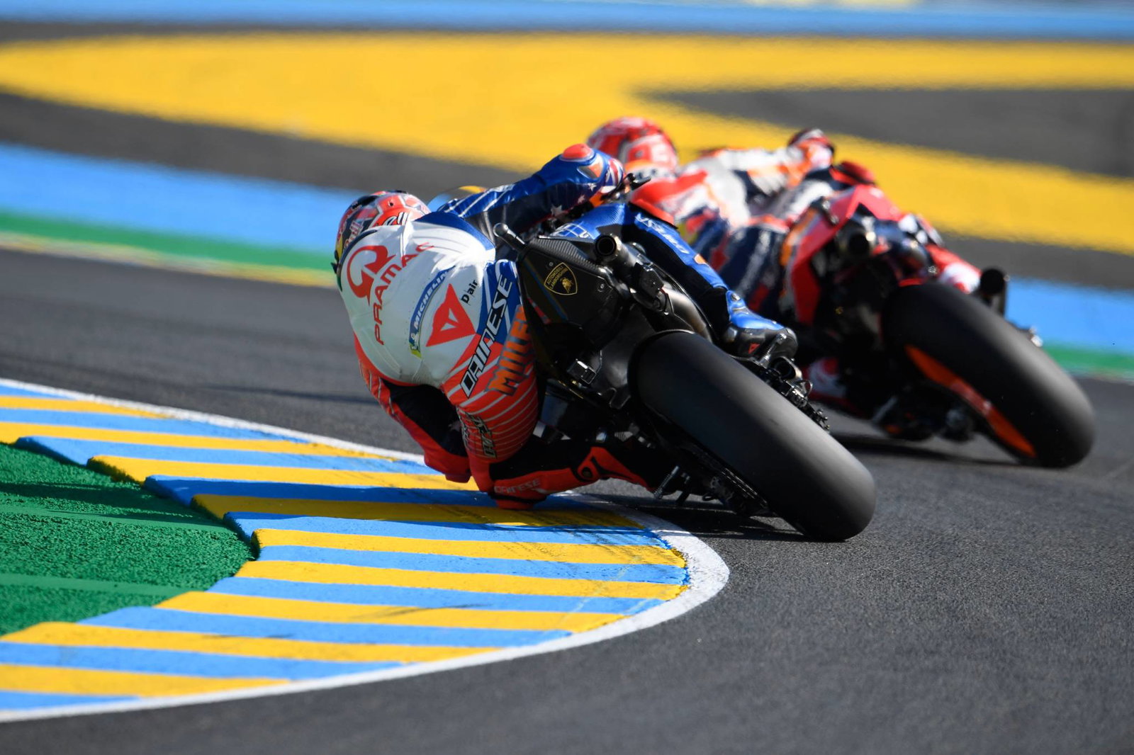 French MotoGP: Vinales leads Marquez in FP2 scattered by falls