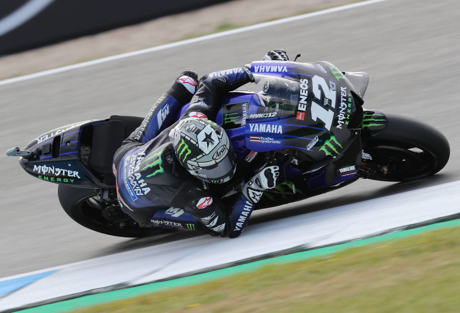 Vinales leads Quartararo in hotter conditions at Assen