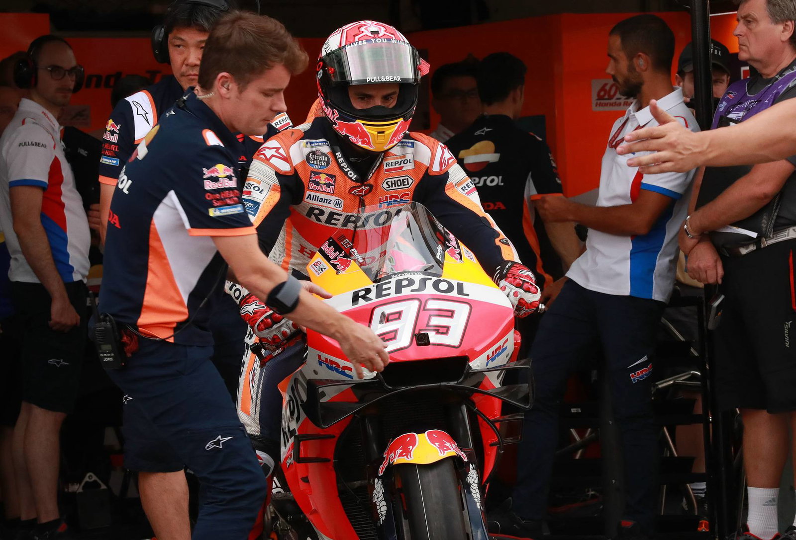 Vinales mengganti strategi latihan di Brno