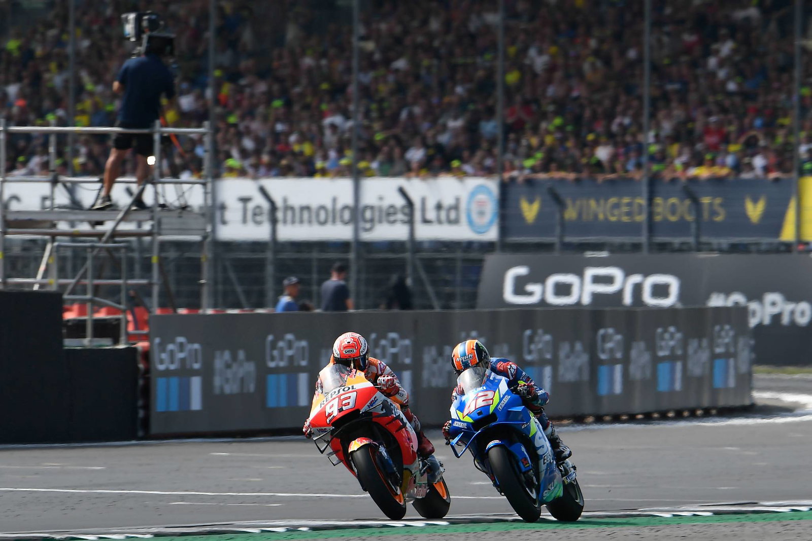 Silverstone: 'Unbelievable, crazy' last chance victory for Rins 