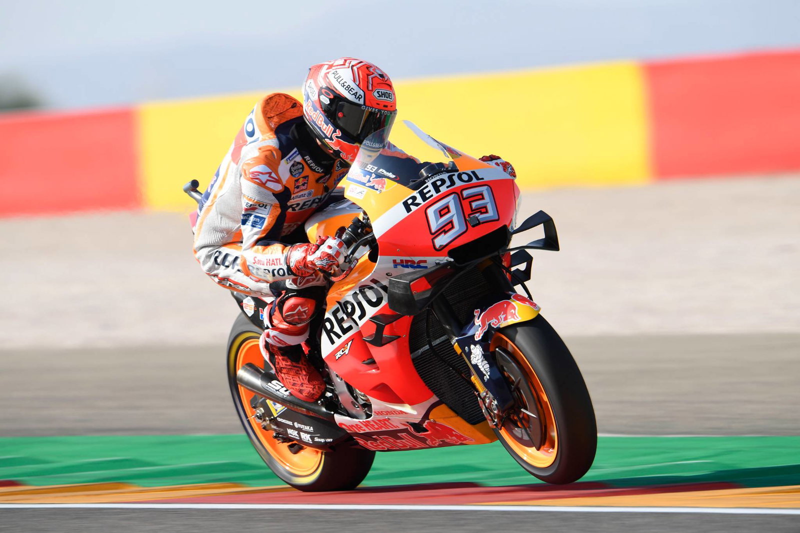 Aragon: Aleix explains Aprilia speed, 'strange' Marquez braking