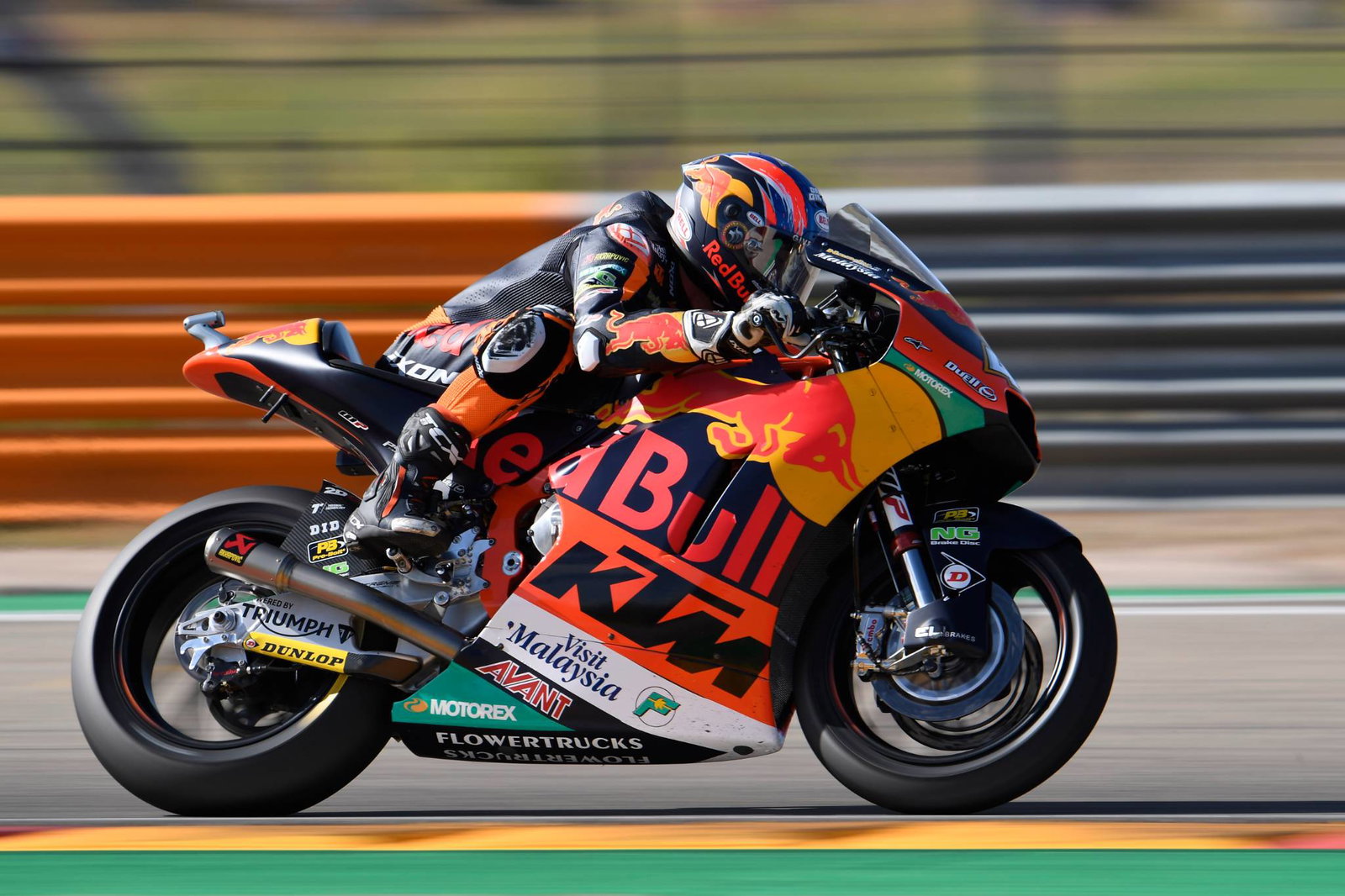 Moto2 Aragon: Dominant ride brings Binder victory