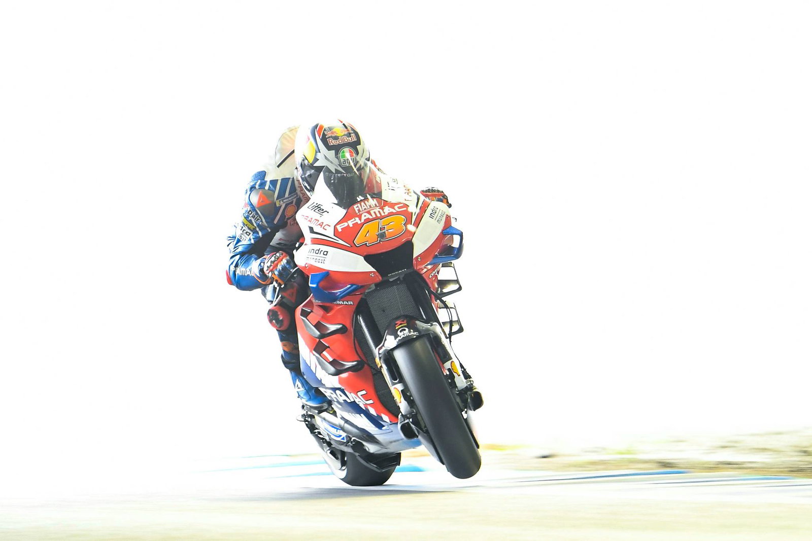 Quartararo fights back against Vinales as Yamaha impress at Motegi