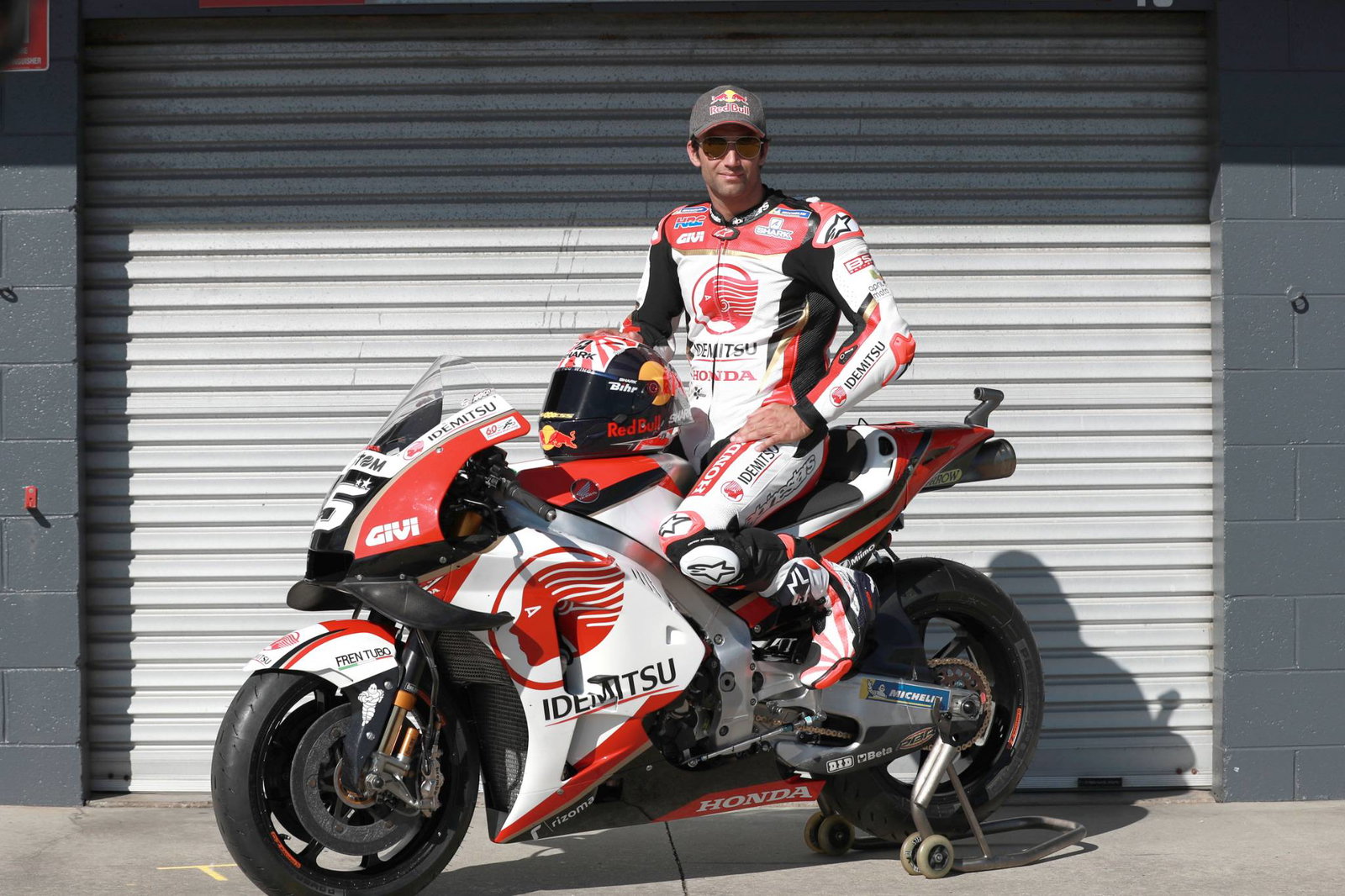 'Itu mengendalikanmu! - Quartararo, Marquez, Rossi menawarkan saran Iker