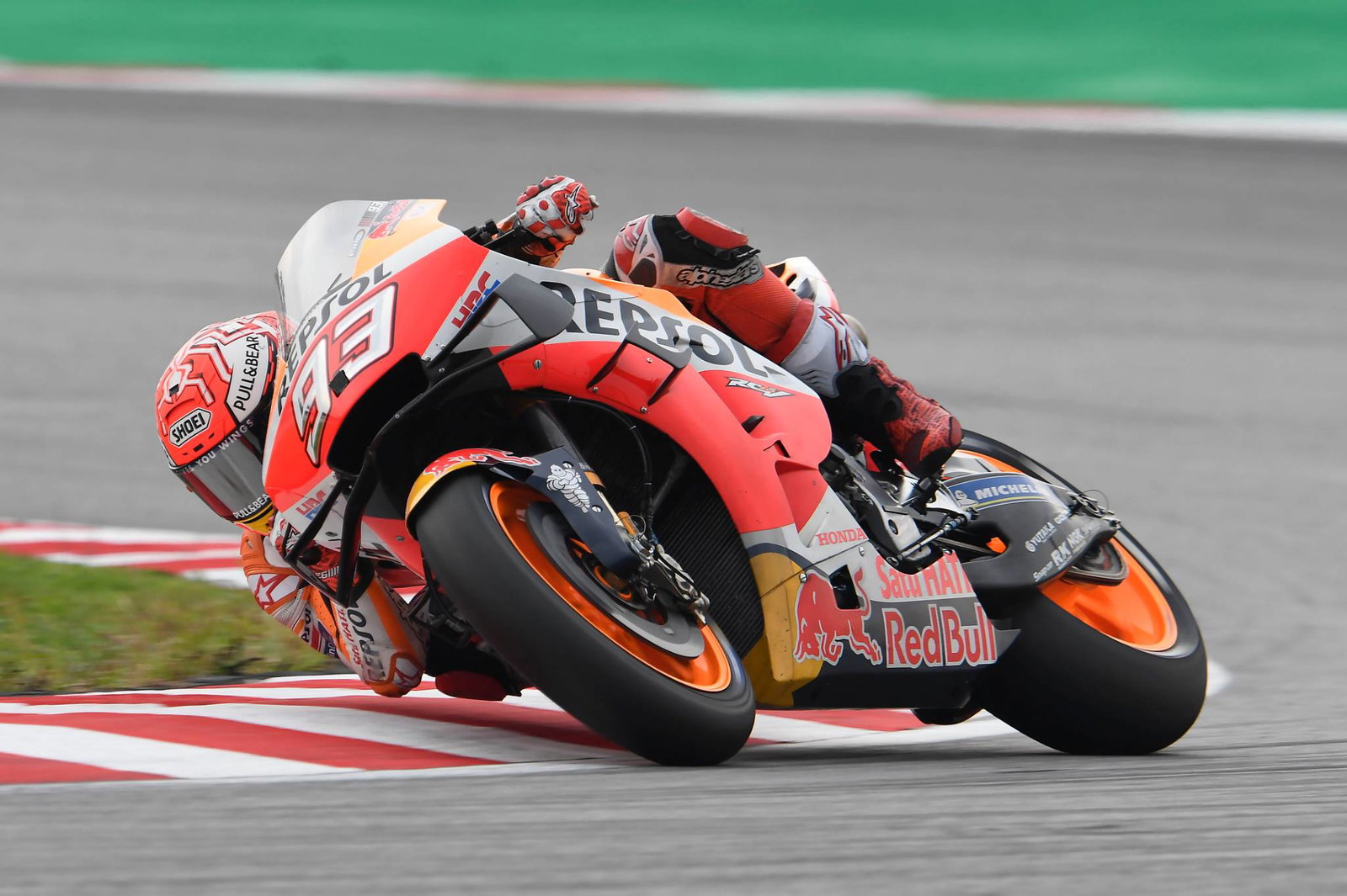 Vinales meninggalkan Marquez untuk kemenangan MotoGP Malaysia