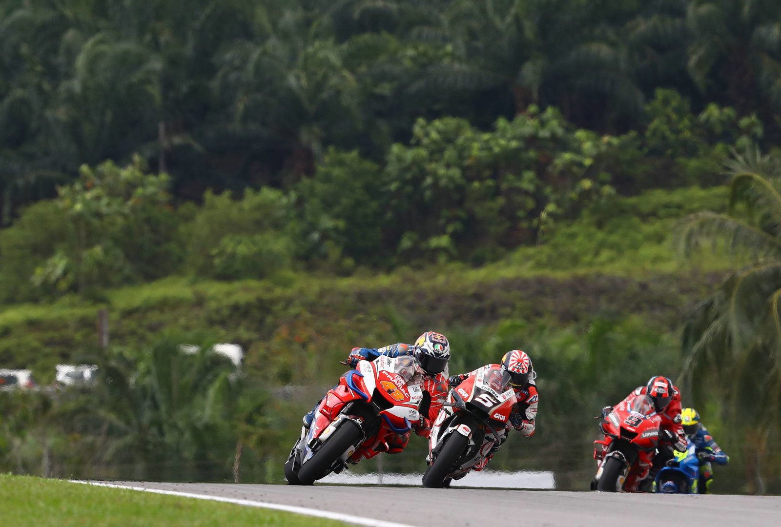 Petronas: Riders 'fit and ready' for 'new challenges'