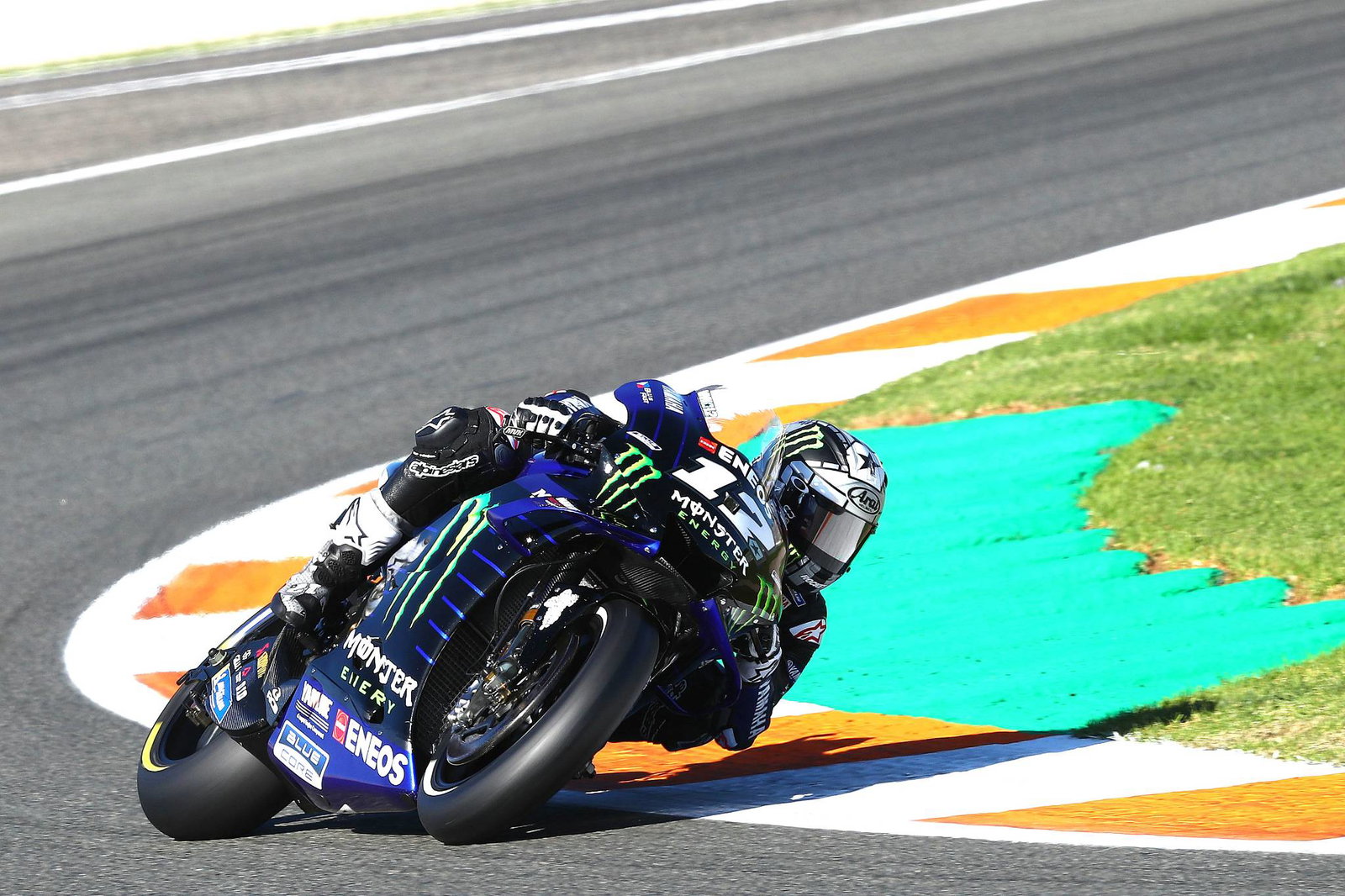 Tes Valencia: Quartararo tercepat, jatuh, debut swingarm karbon