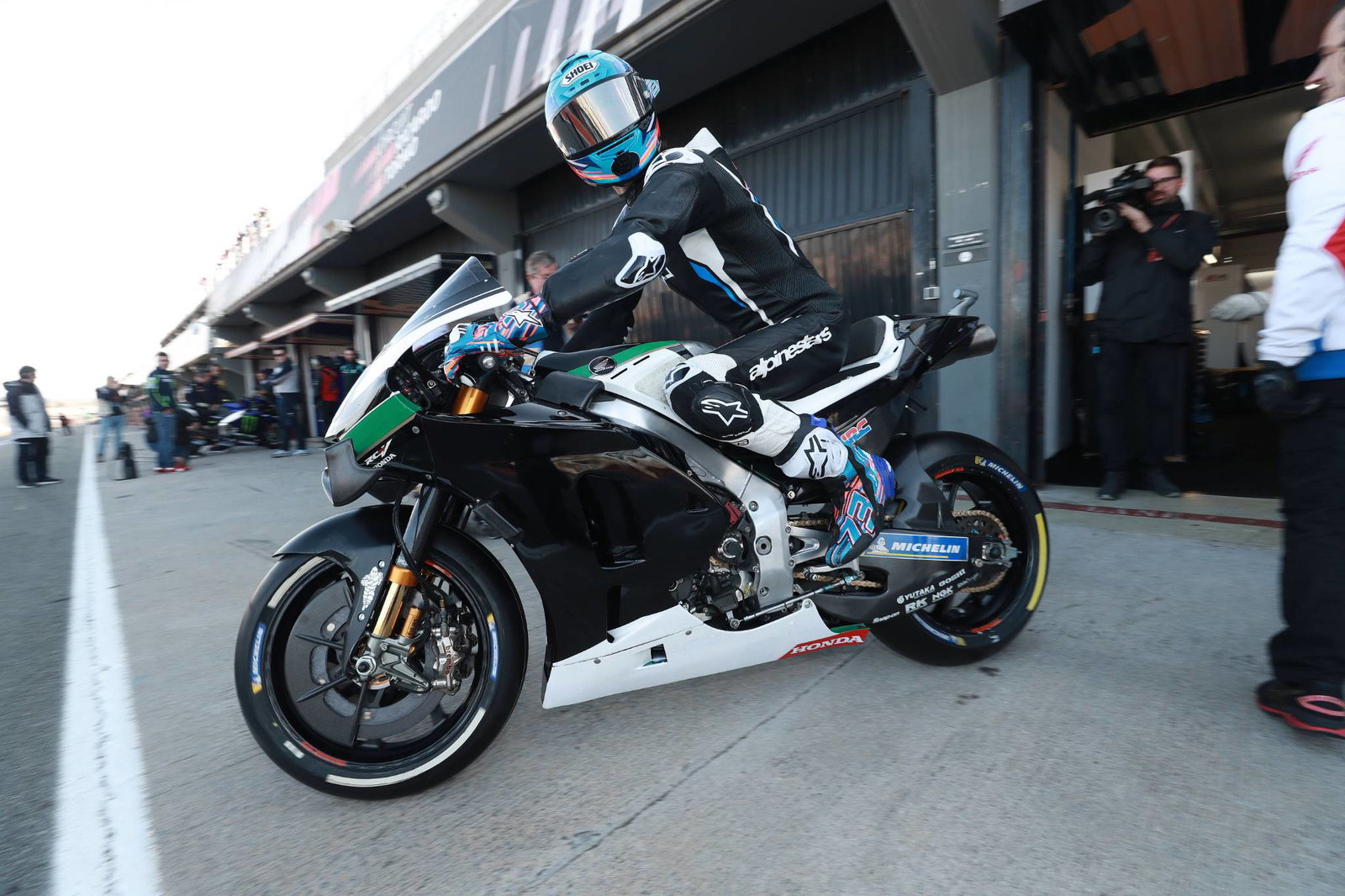 Crutchlow: They took my guys, not giving them back