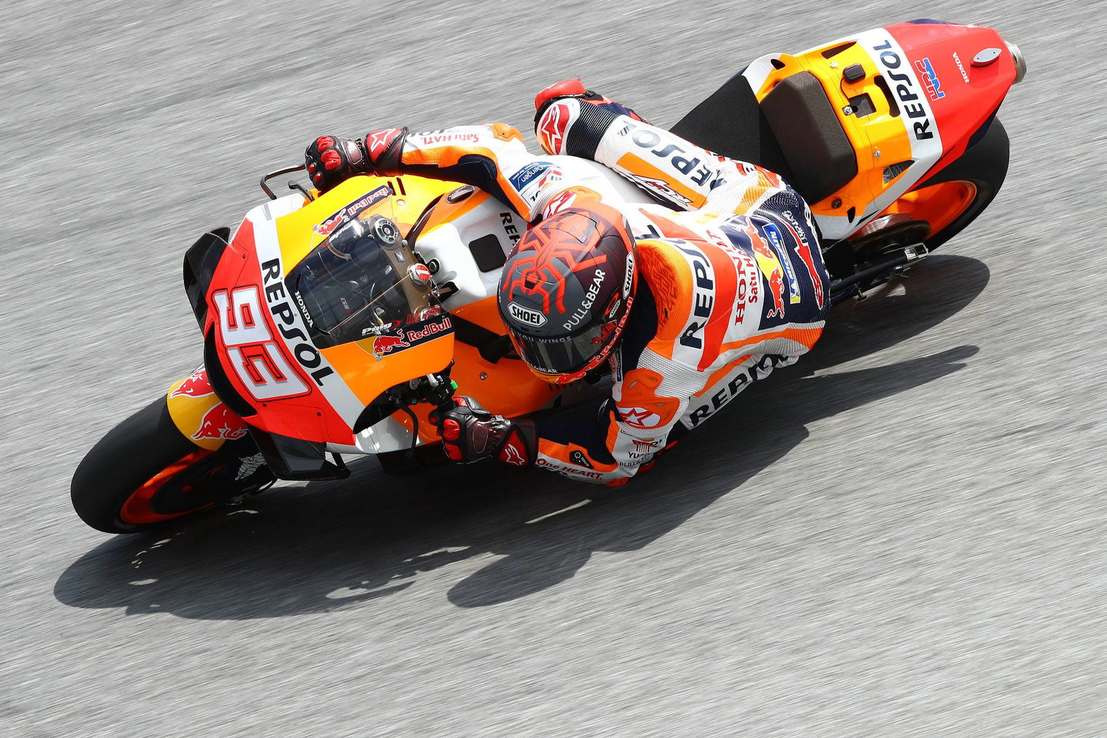 Aleix: New Aprilia smoothness unbelievable, engine very young