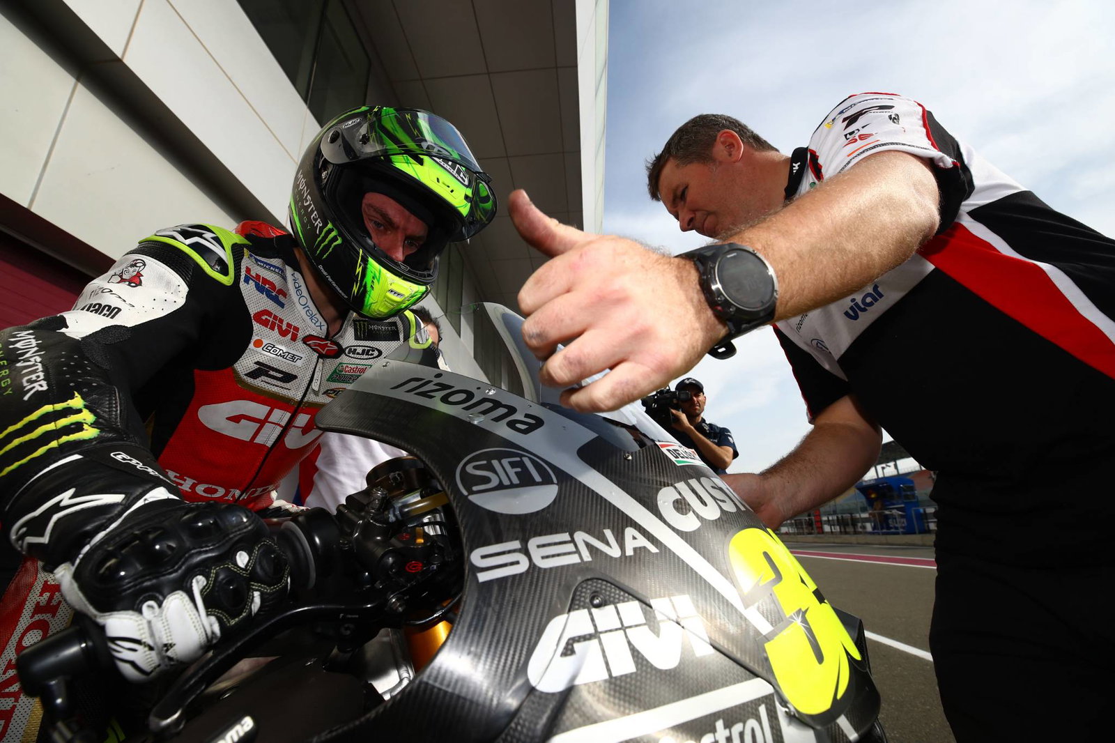 Qatar Test: 'Surprised' Binder 'put in new tyres and bam!’