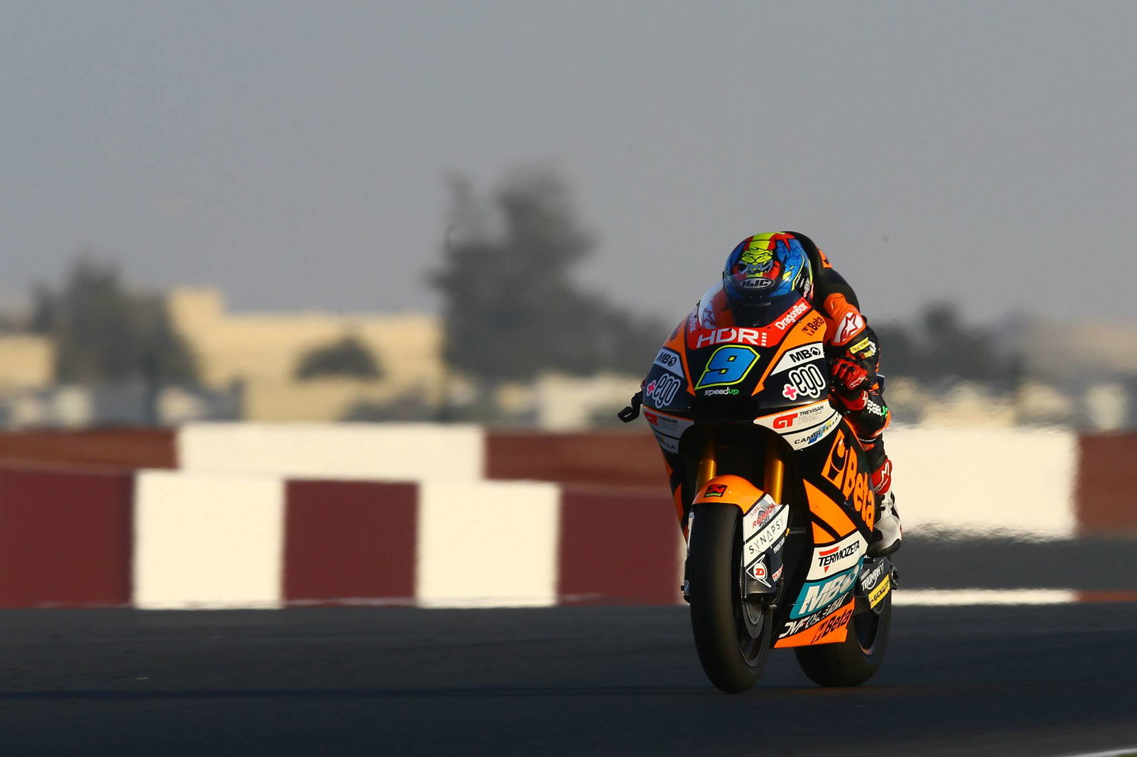Moto2 Qatar menggantikan MotoGP sebagai balapan malam
