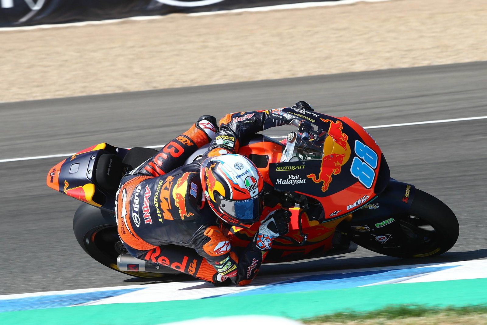 Moto2 Andalucia: Bezzecchi holds off Lowes for first Moto2 pole