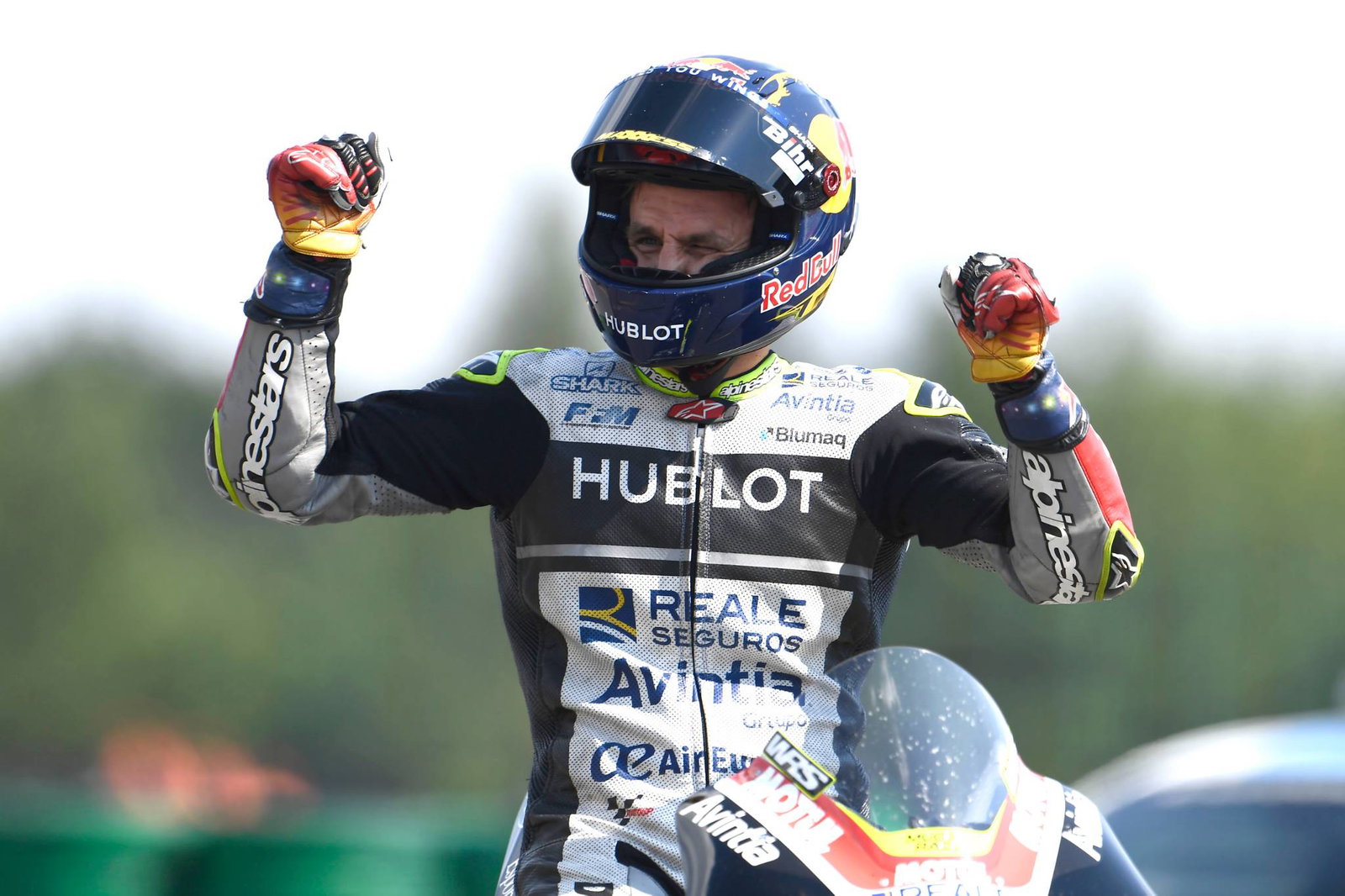 Kemenangan perdana Binder Savors superstar terbaru MotoGP 'luar biasa'