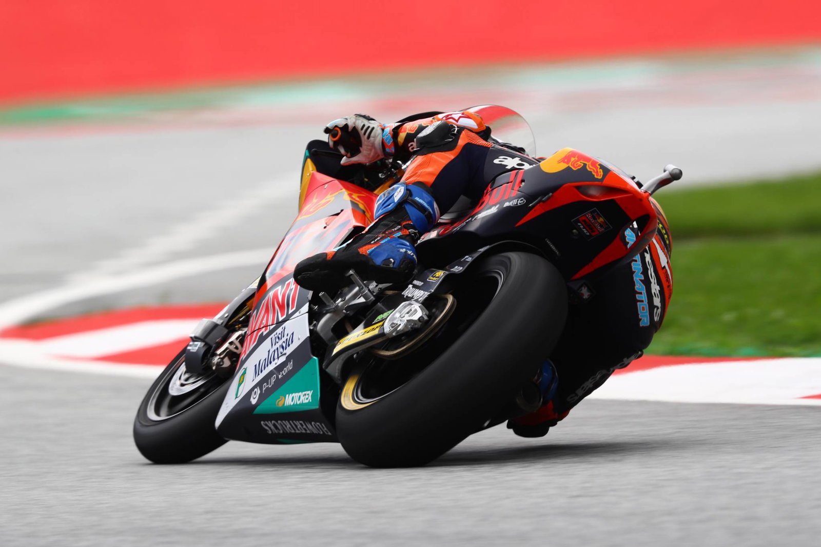 Moto2 Austria: Syahrin 'beruntung' lolos dari cedera dalam 'kecelakaan parah'