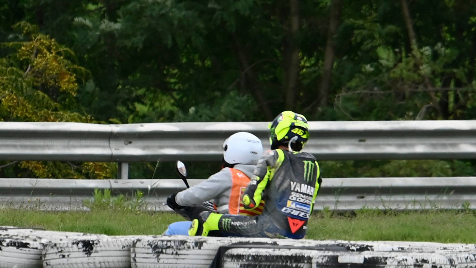 Valentino Rossi crash, MotoGP race, Calatunya MotoGP, 27 September 2020