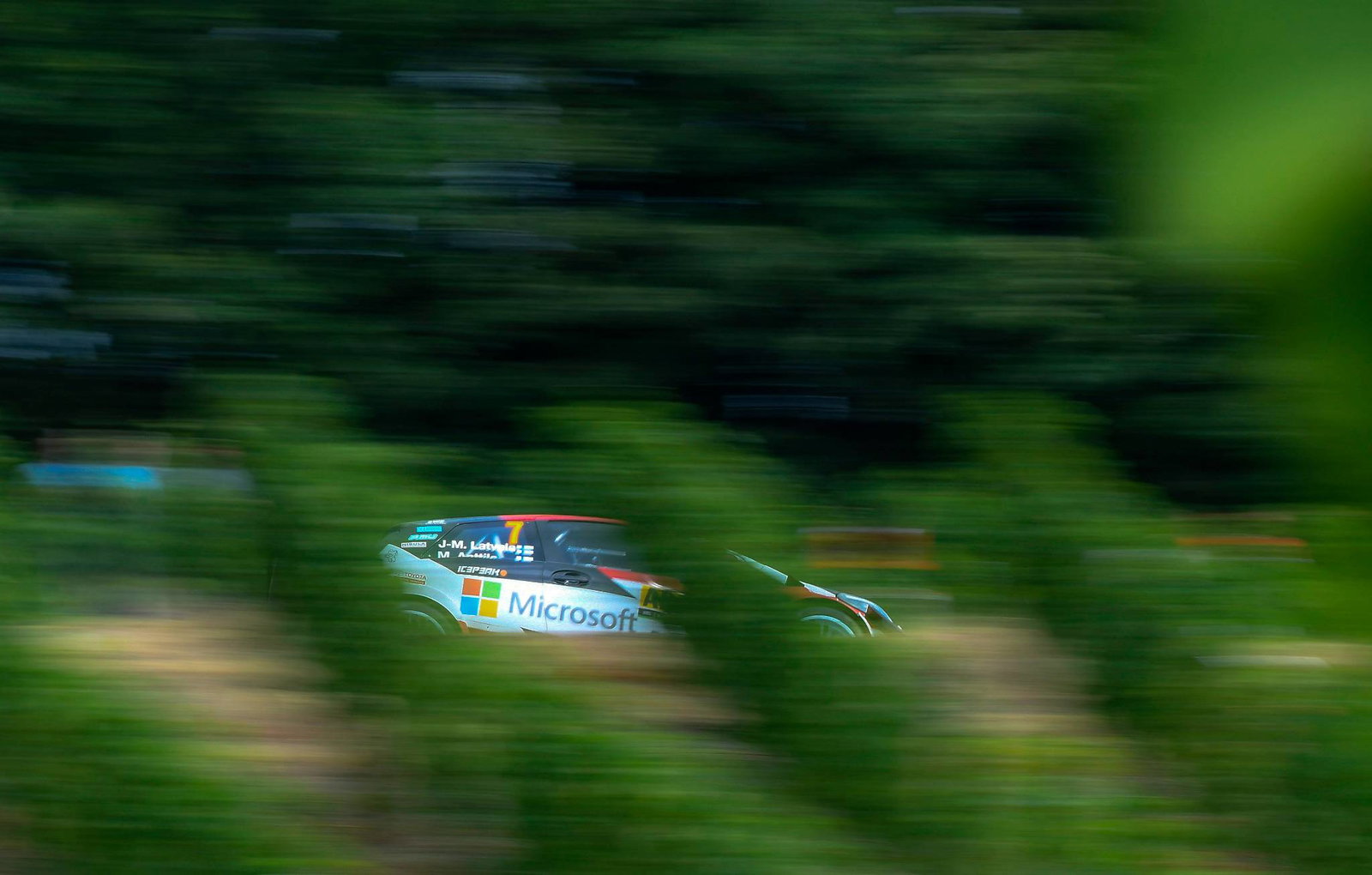 Latvala meraih kemenangan Reli Australia, Ogier menyegel gelar 2018