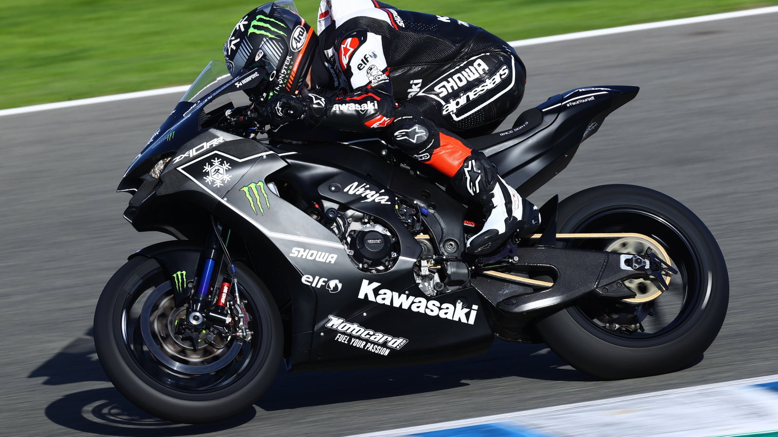 Jonathan Rea on the new Kawasaki ZX10RR, WorldSBK Jerez test 17th November 2020