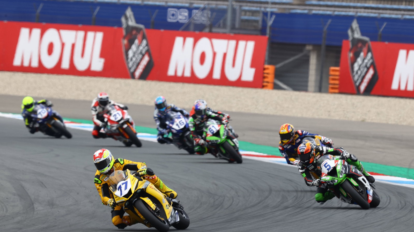 Dominique Aegerter, Philipp Oettl and Steven Odendaal, Dutch WorldSSP Race1, 24 July 2021