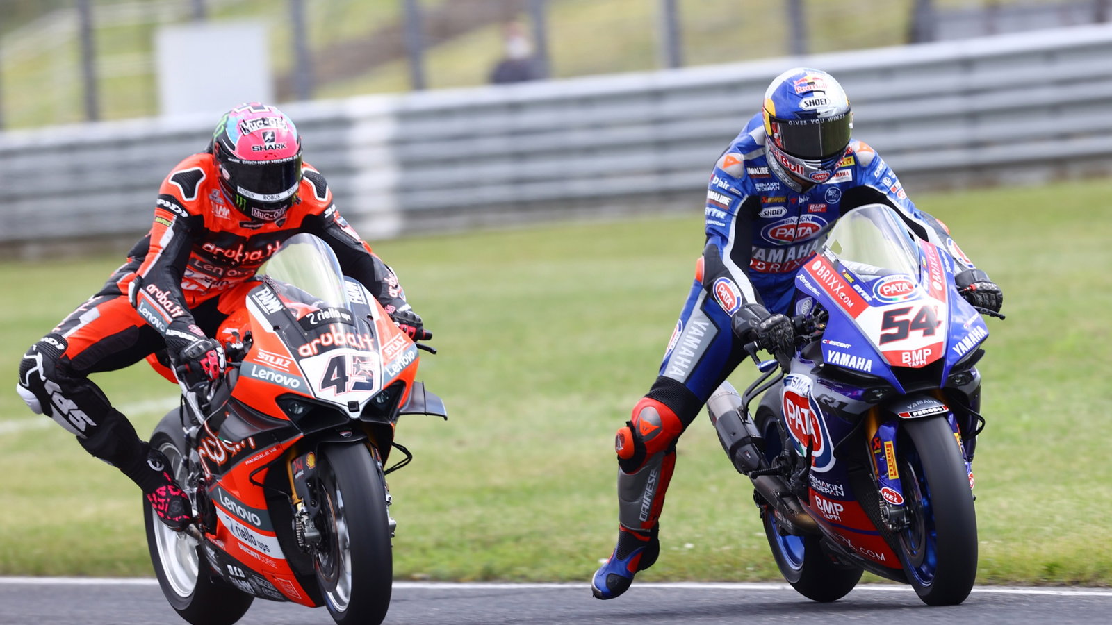Toprak Razgatlioglu and Scott Redding, Czech WorldSBK race1, 7 August 2021