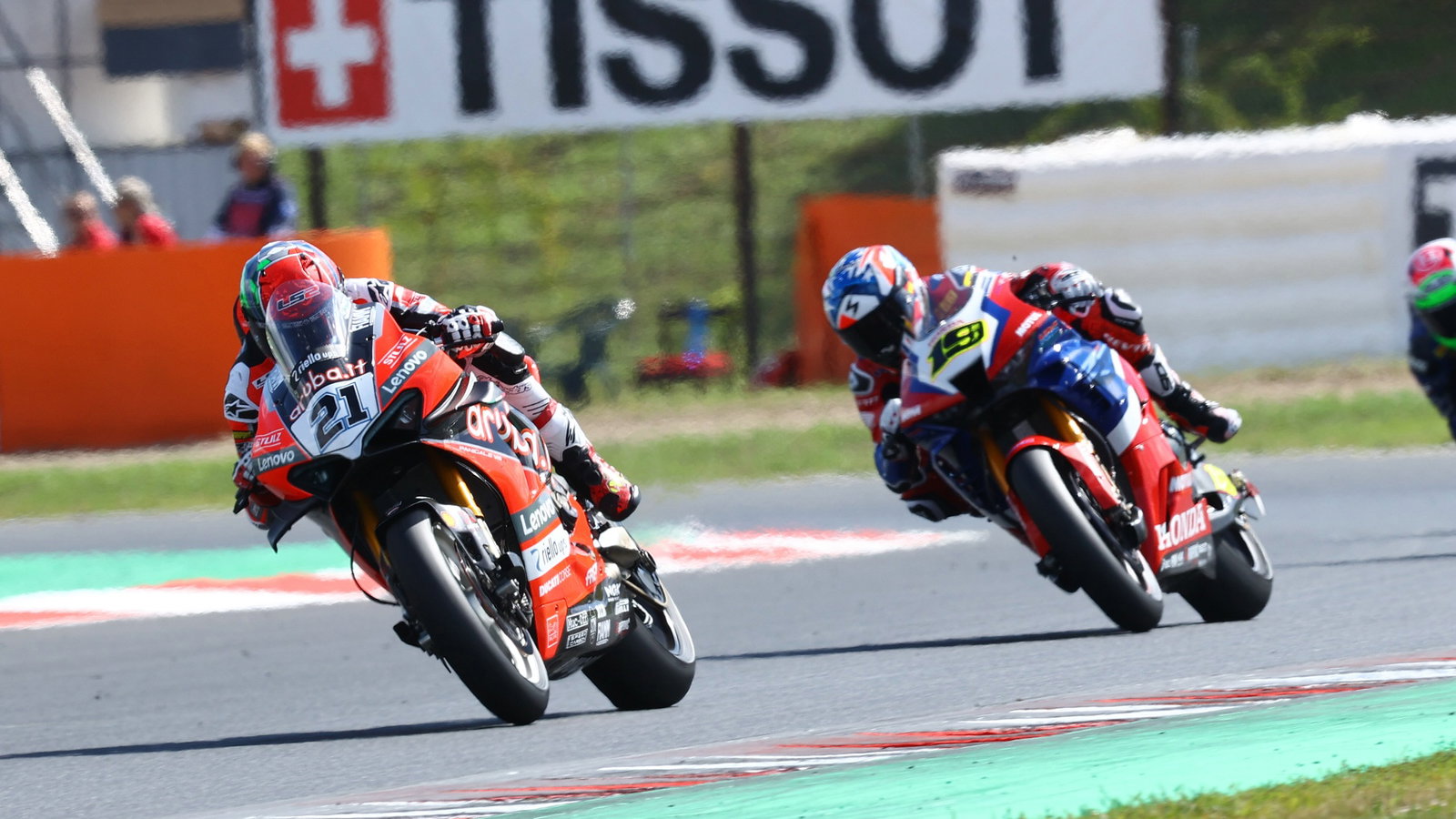 Michael Ruben Rinaldi and Alvaro Bautista, Czech WorldSBK Superpole race, 8 August 2021