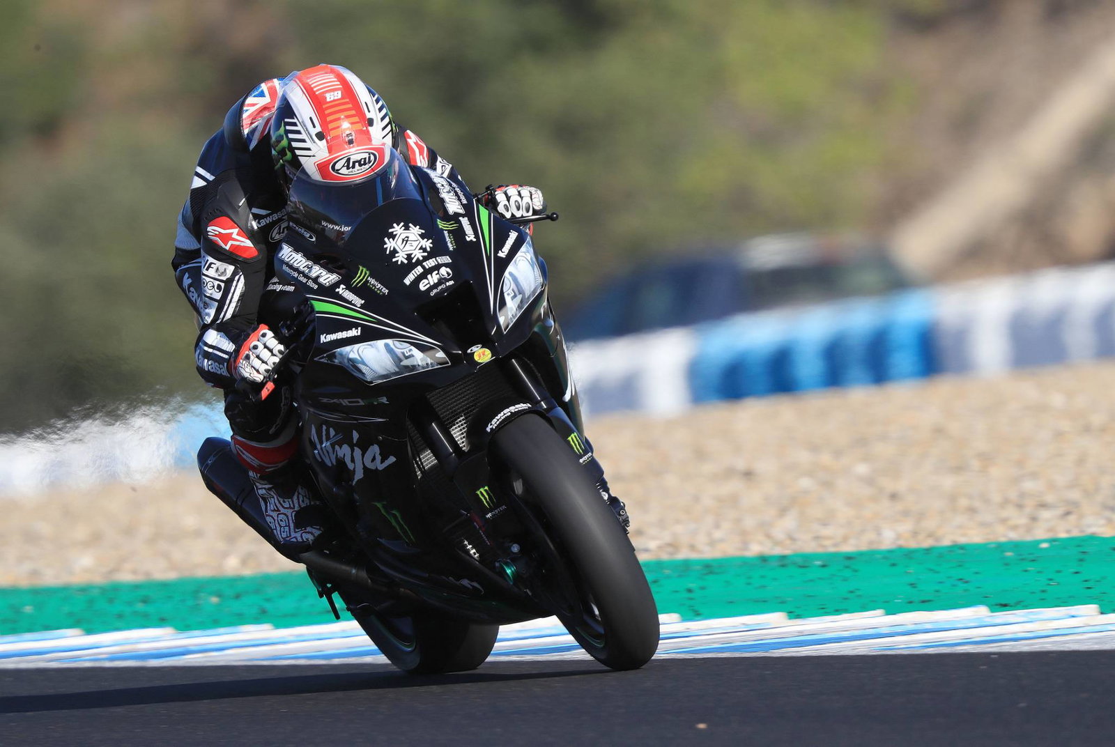 Ducati Panigale V4 spesifikasi balap melakukan debutnya bersama Zanetti di Jerez