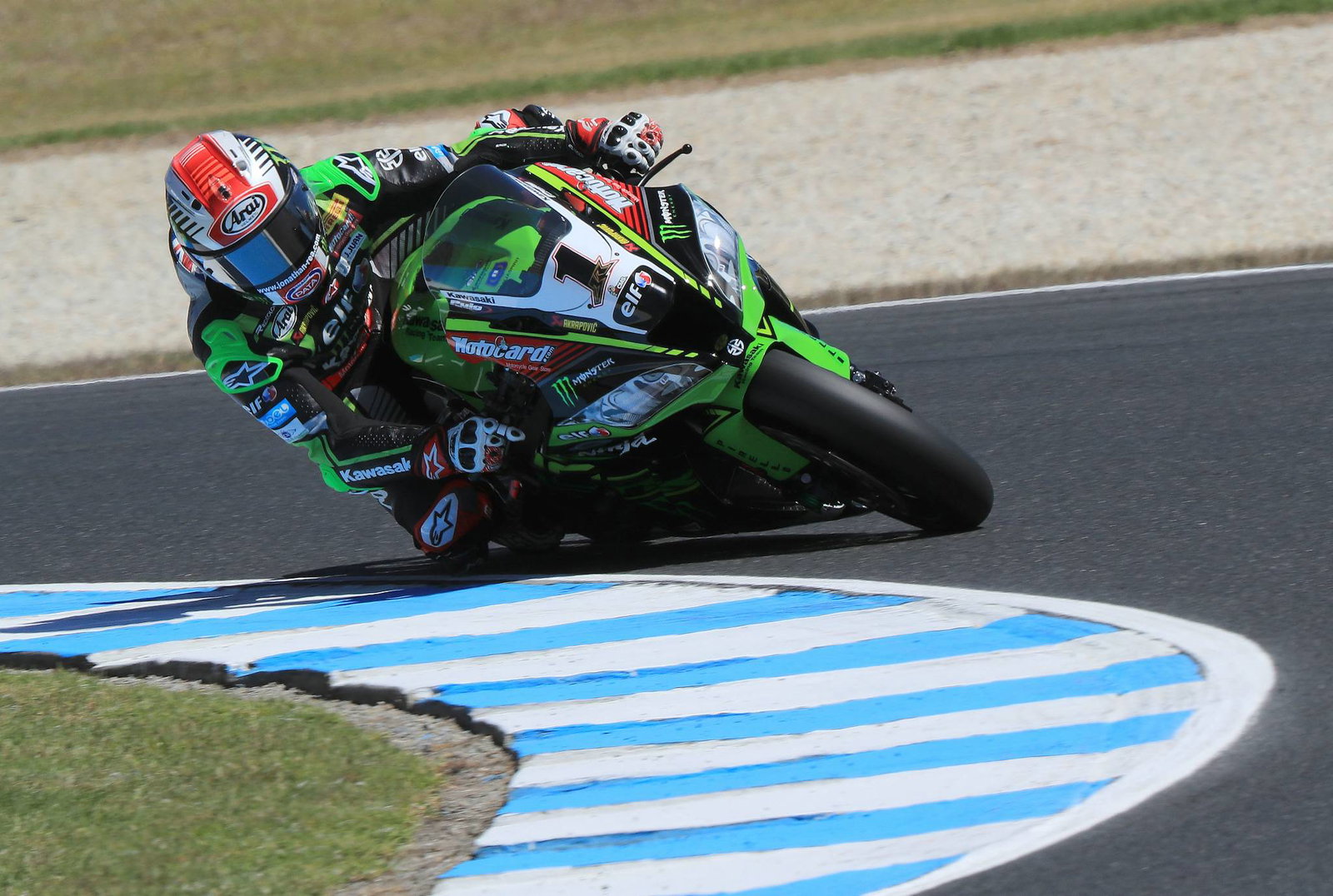 WSBK: Rea fastest despite early crash at Phillip Island test